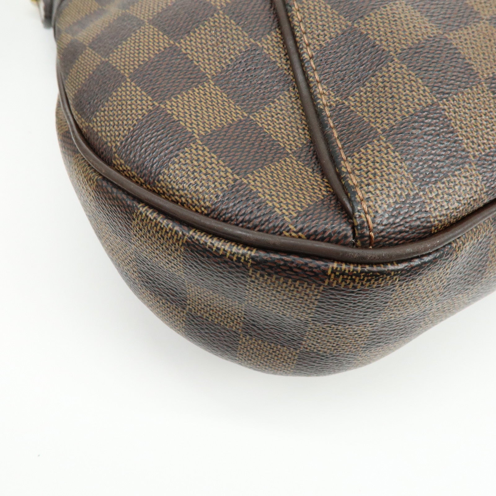 Louis Vuitton Damier Thames GM Shoulder Bag Brown N48181