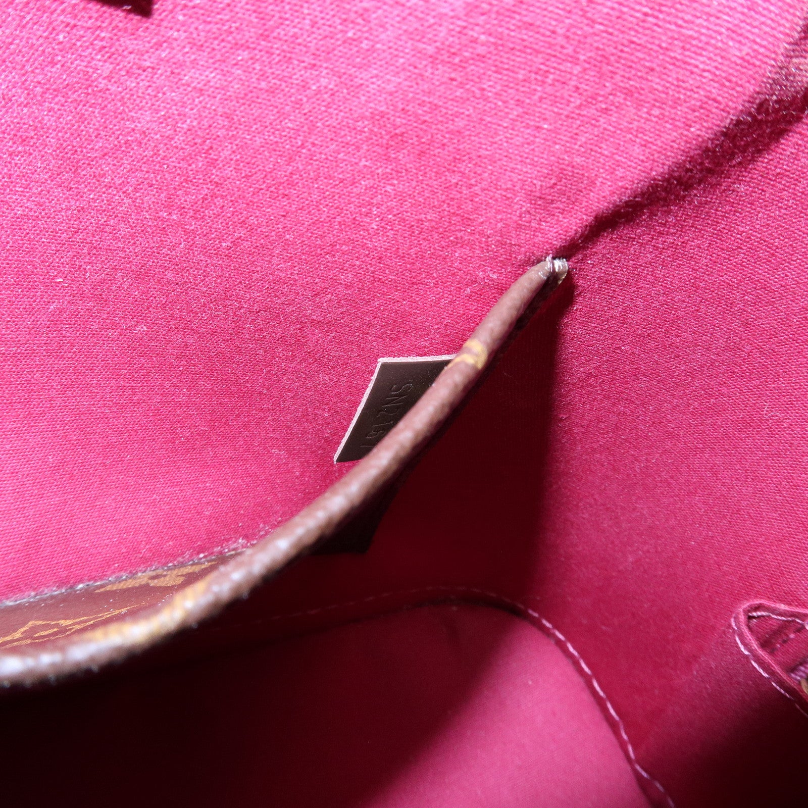 Louis Vuitton Monogram Vernis Alma BB 2Way Bag Magenta M54785