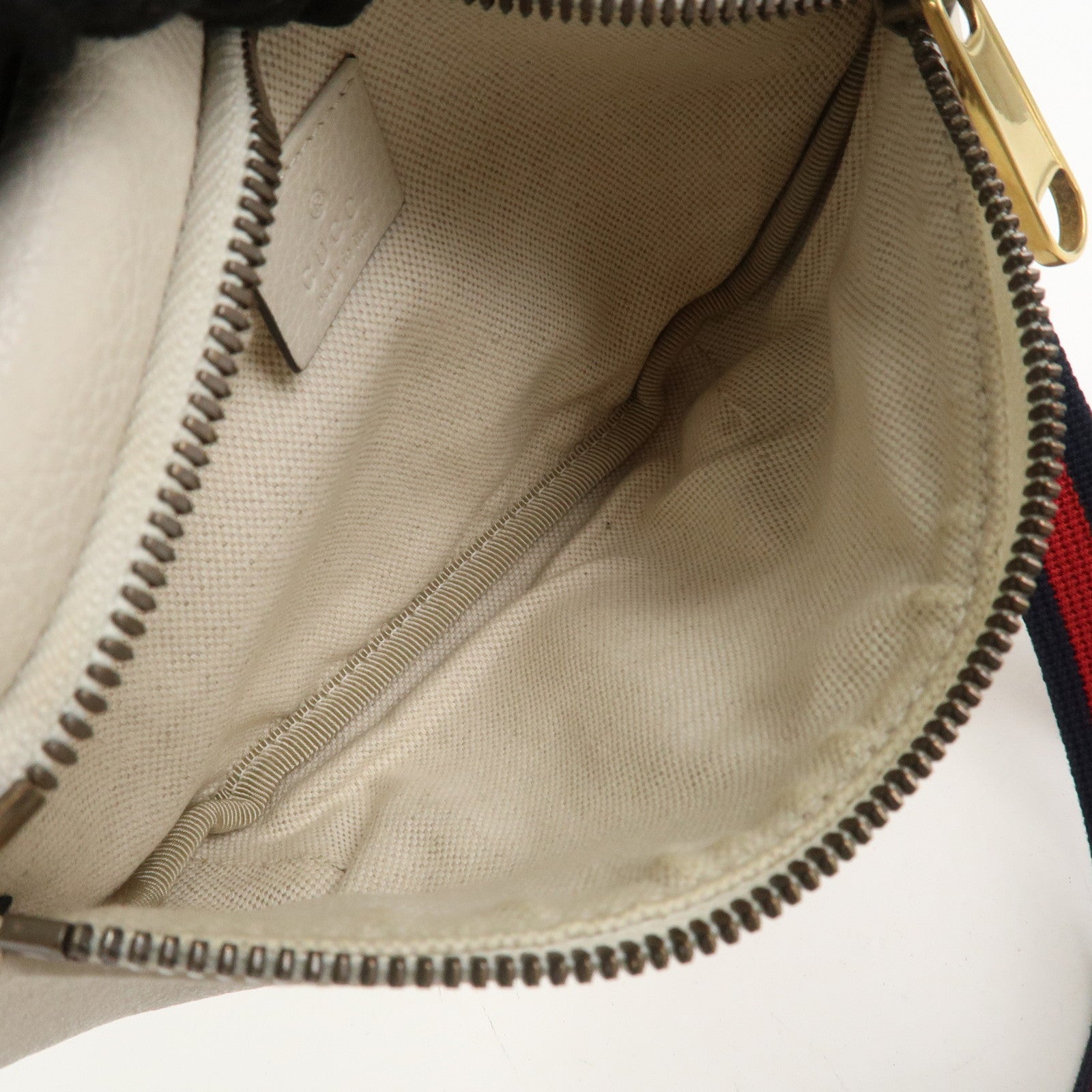 GUCCI Sherry Leather Waist Pouch Body Bag White 527792