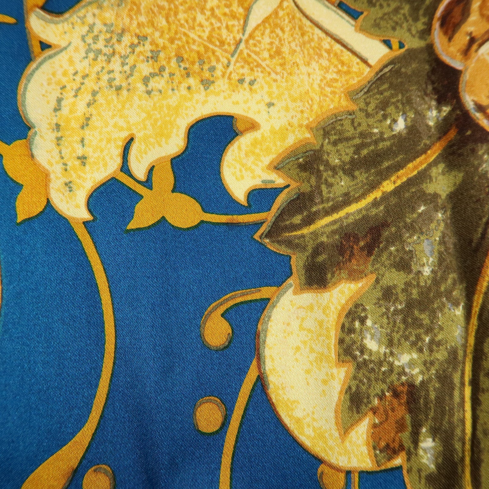 CHANEL Silk 100% Scarf Flower Print Sunflower Blue Gold