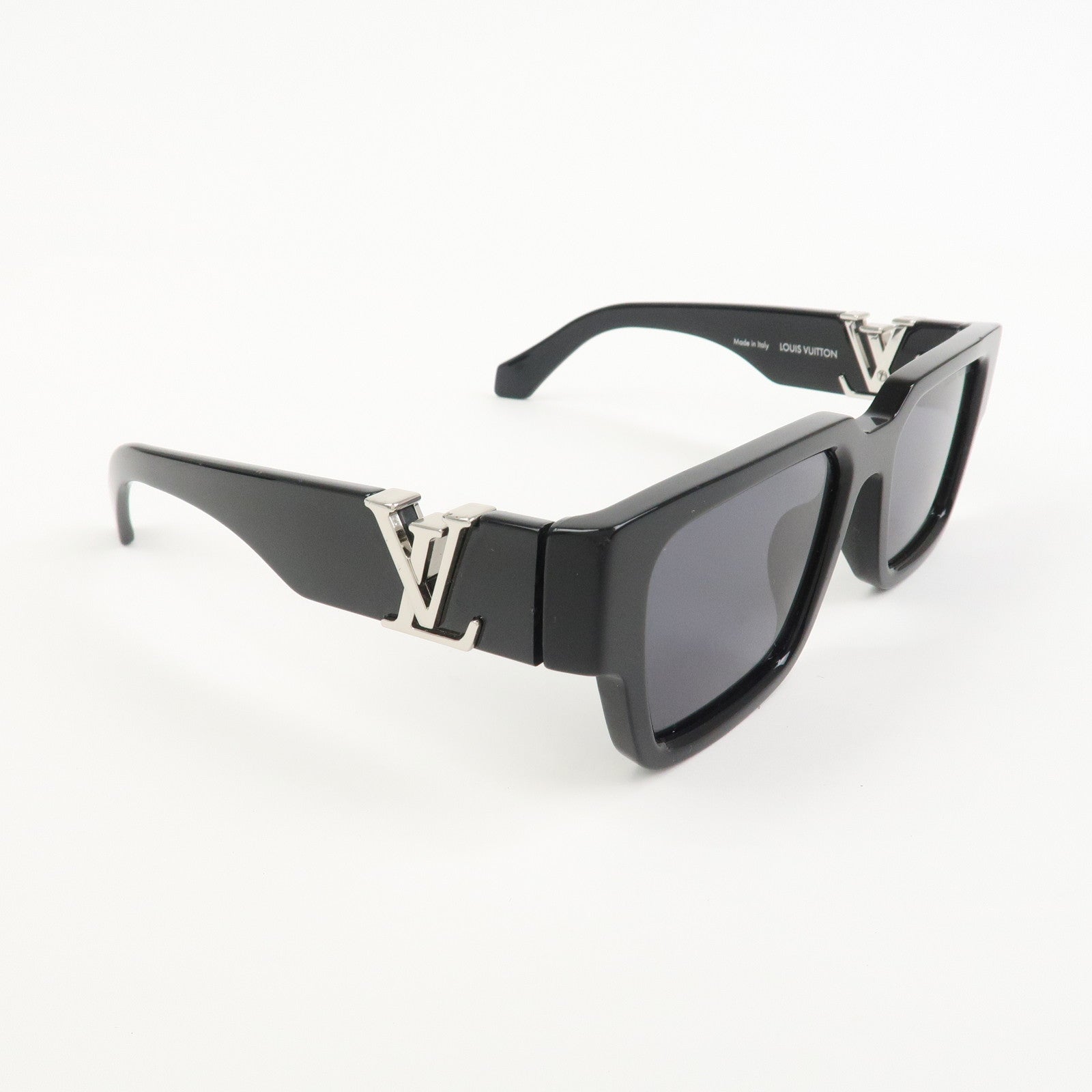 Louis Vuitton LV Sleek Square Plastic Sunglasses Black Z2178E