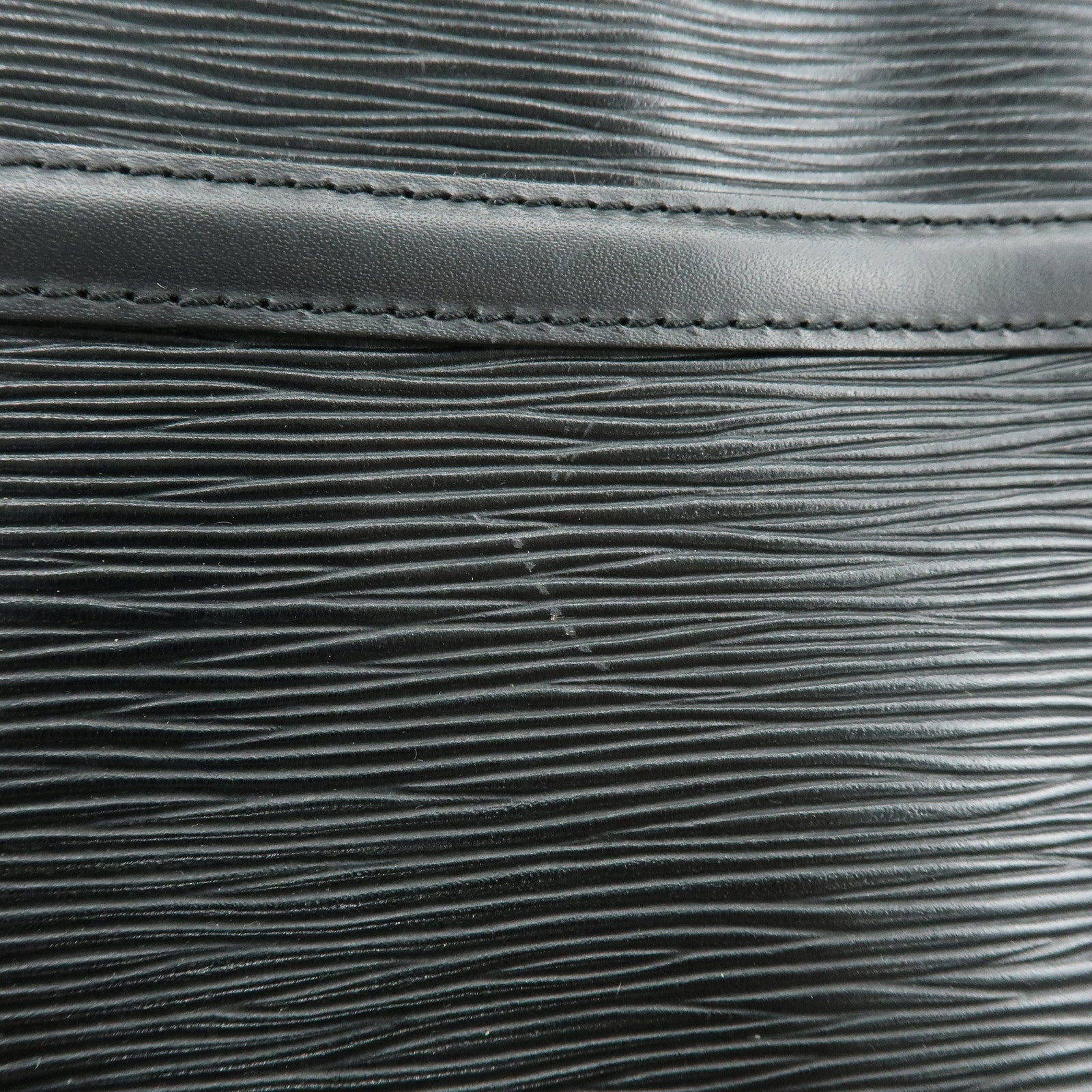 Louis Vuitton Epi Jeune Fille Shoulder Bag Noir M52152