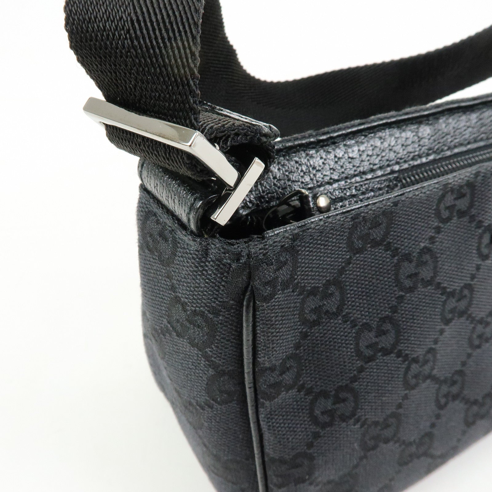 GUCCI Logo GG Canvas Leather Small Hand Bag Pouch Black 106644