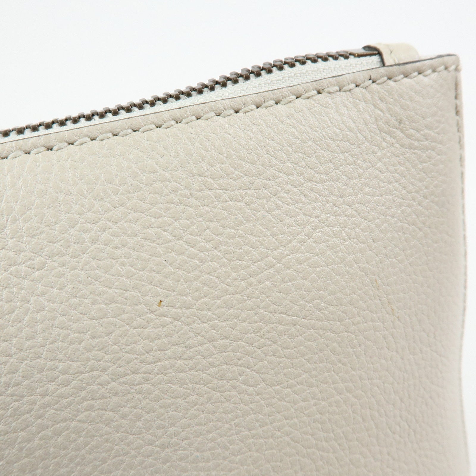 GUCCI Sherry Vintage Logo Medium Portfolio Clutch Bag Ivory 572770