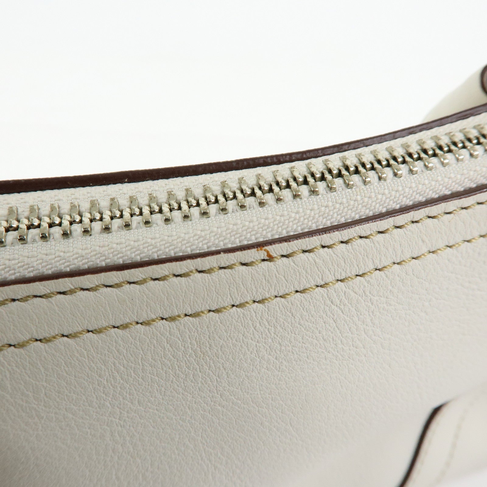 COACH Leather Hand Bag Shoulder Bag Pouch Charm White