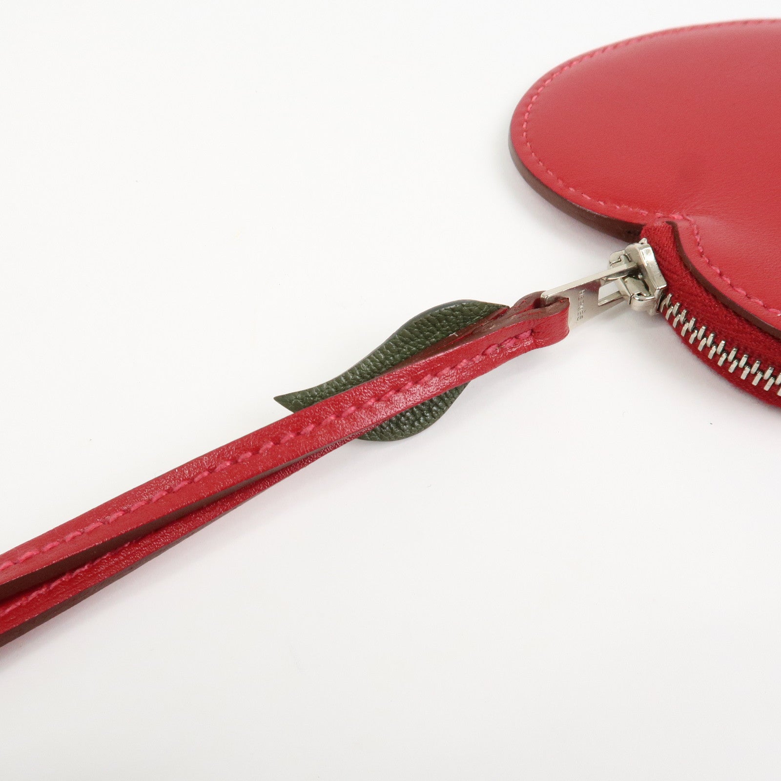 HERMES Tutti Frutti Porte Monnaie Pomme T Stmaped Apple Coin Case