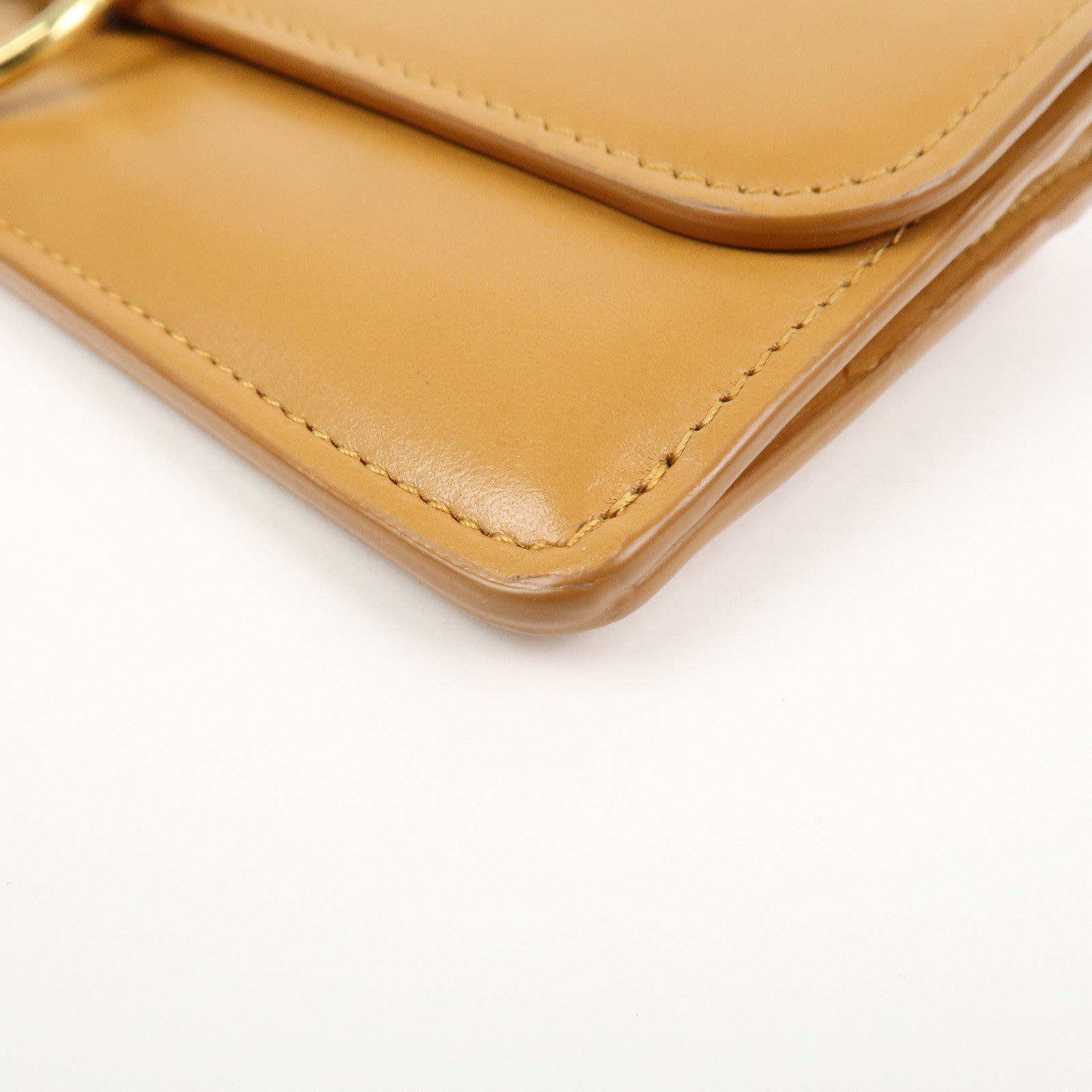 Chloe Leather Bi-hold Long Wallet Brown