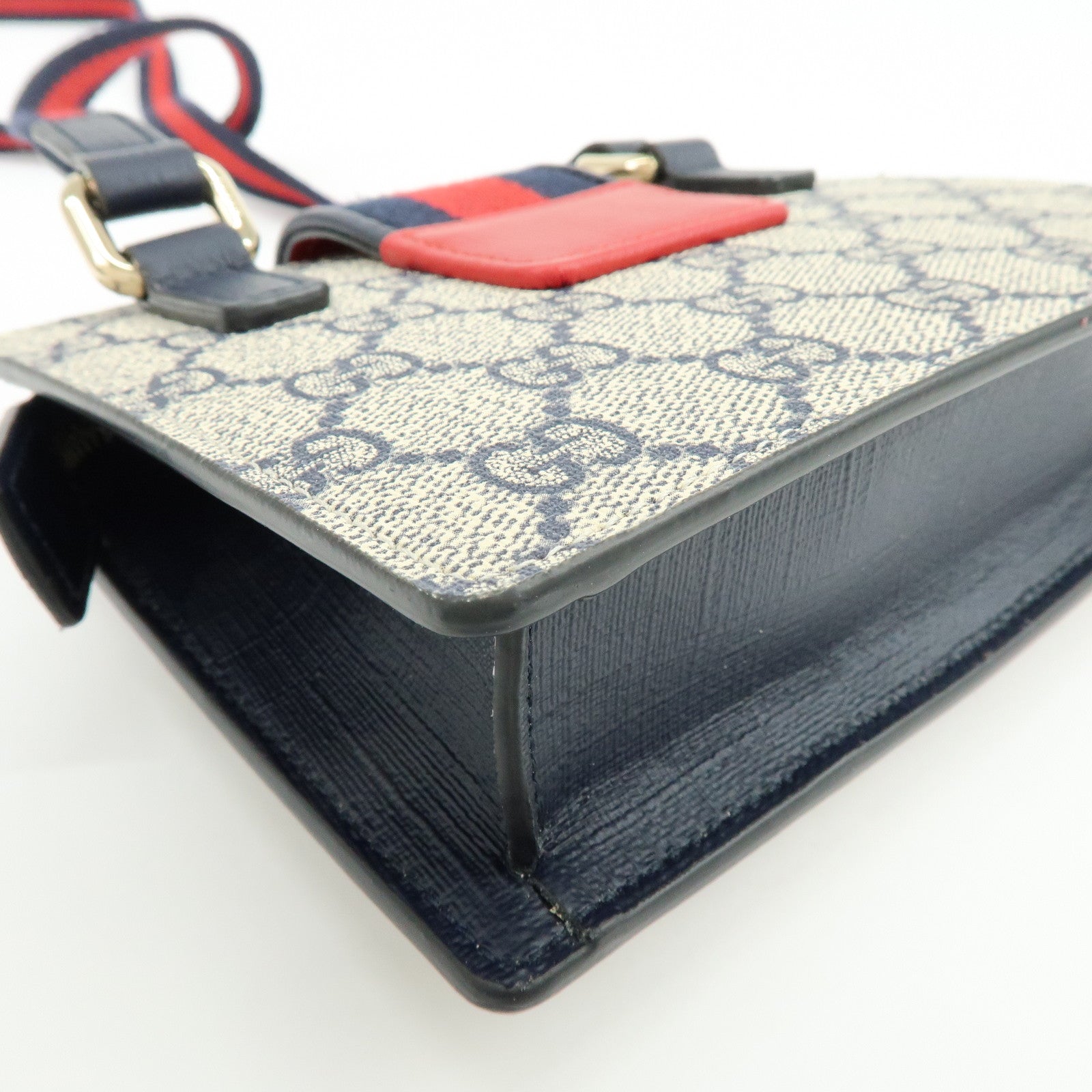 GUCCI Sherry Heart GG Supreme Shoulder Bag Beige Navy 293830