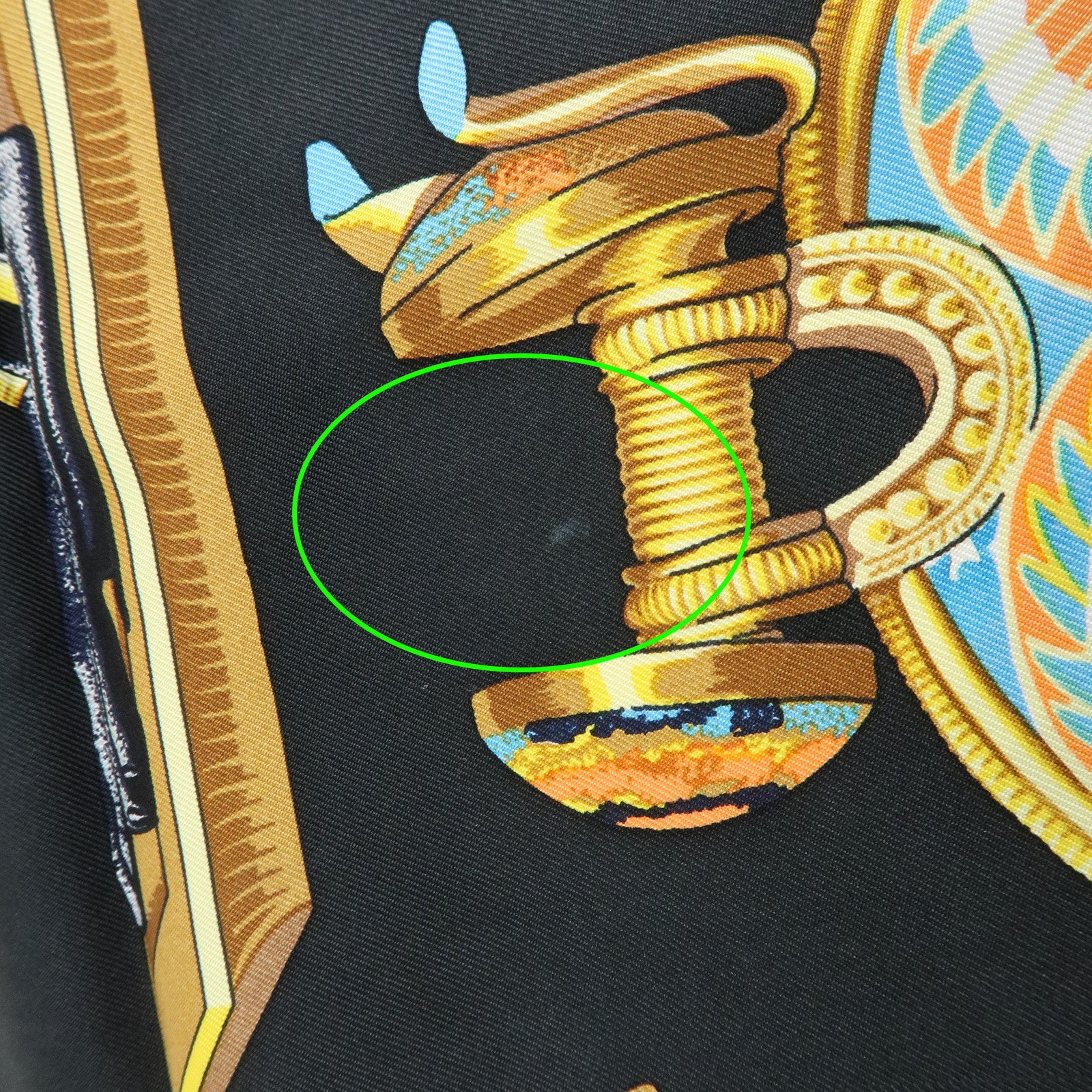 HERMES Carre 90 Silk 100% TUTANKHAMUN Scarf Gold Black