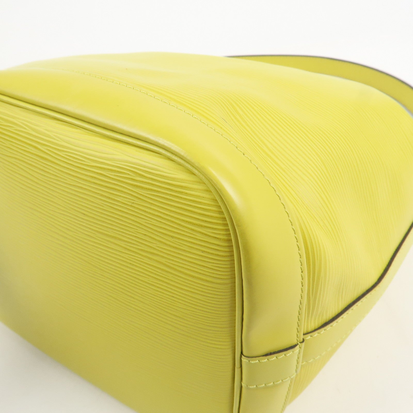 Louis Vuitton Epi Petit Noe Shoulder Bag Pistache M44107