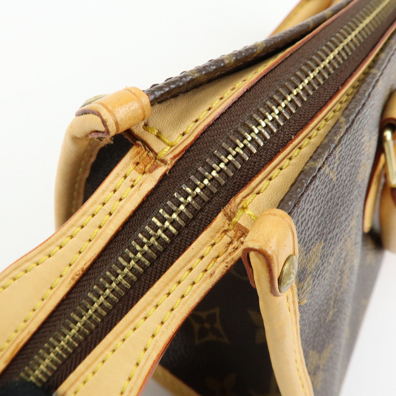 Louis Vuitton Monogram Popincourt Hand Bag Monogram M40009