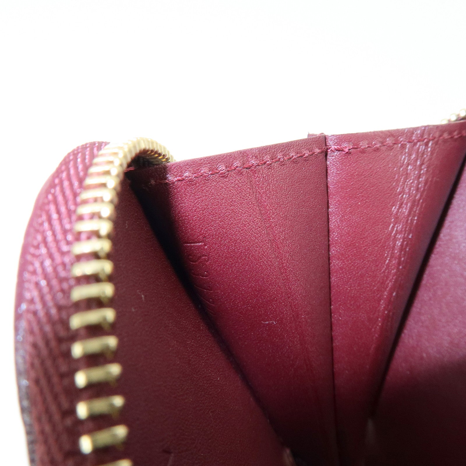 Louis Vuitton Monogram Vernis Porte Monnaie Coeur Coin Case M91480