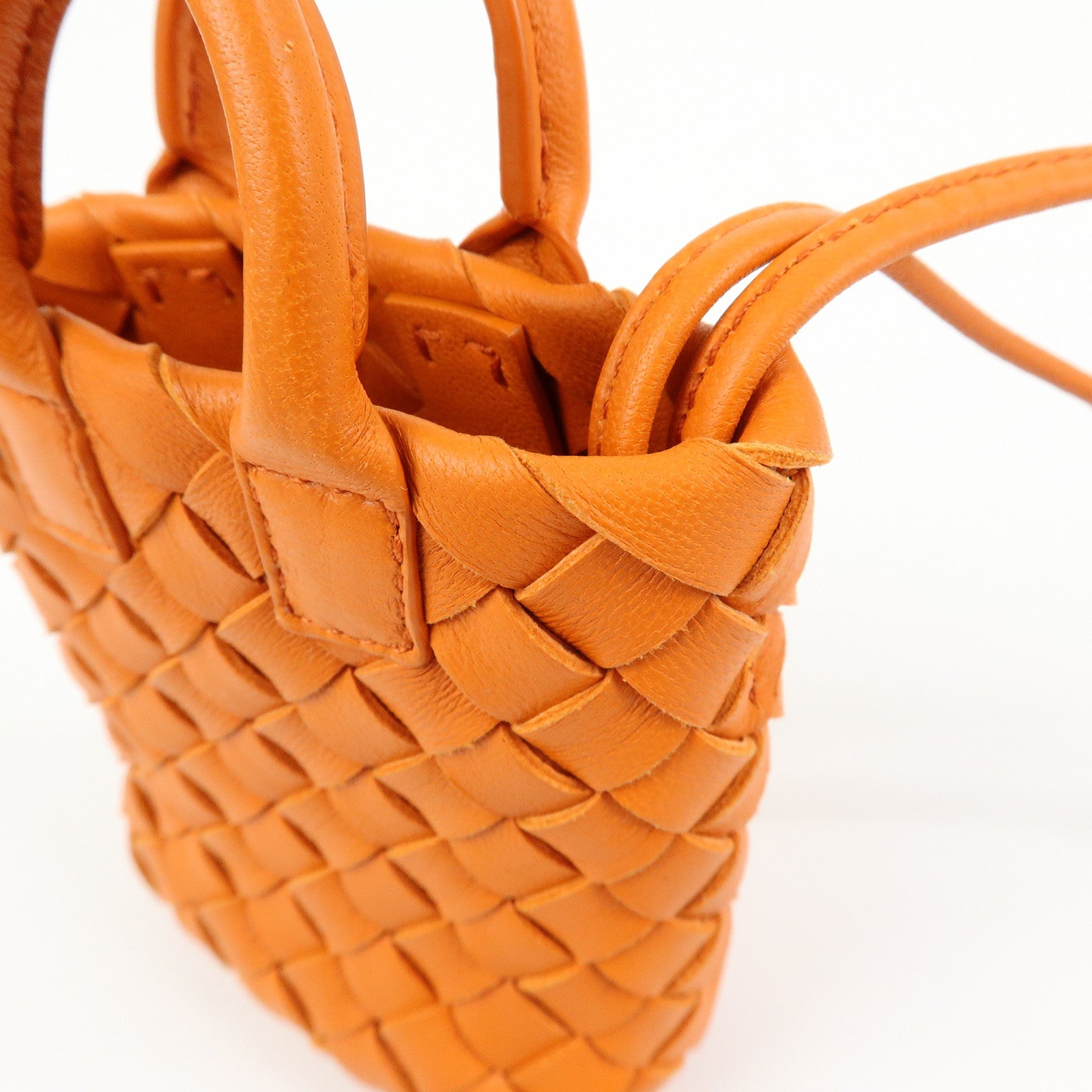 BOTTEGA VENETA Intrecciato Leather Bag Charm Orange 577778