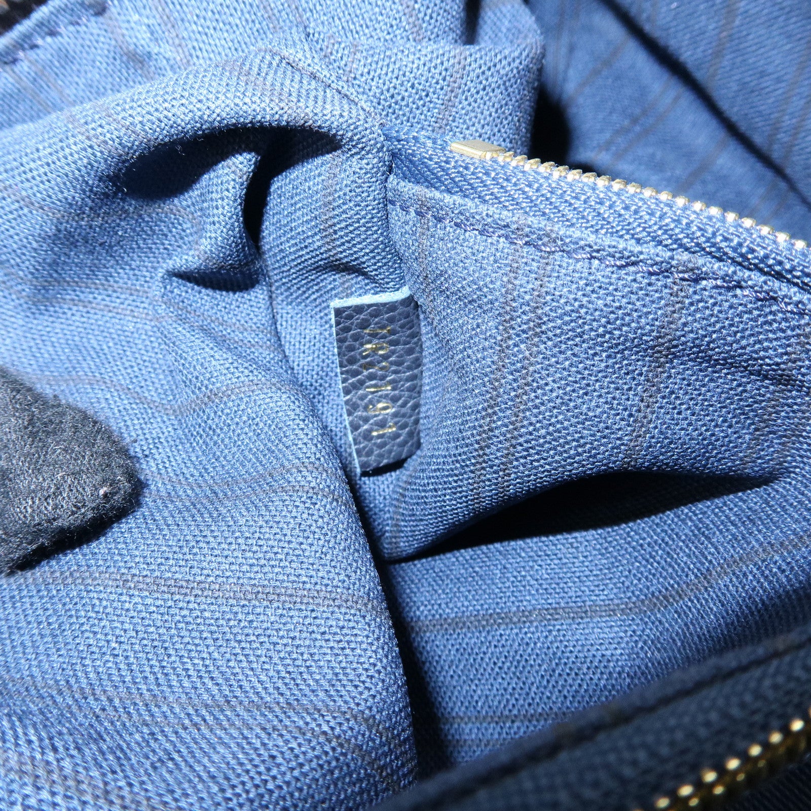 Louis Vuitton Monogram Empreinte Luminuse PM Tote Bag Navy M93410