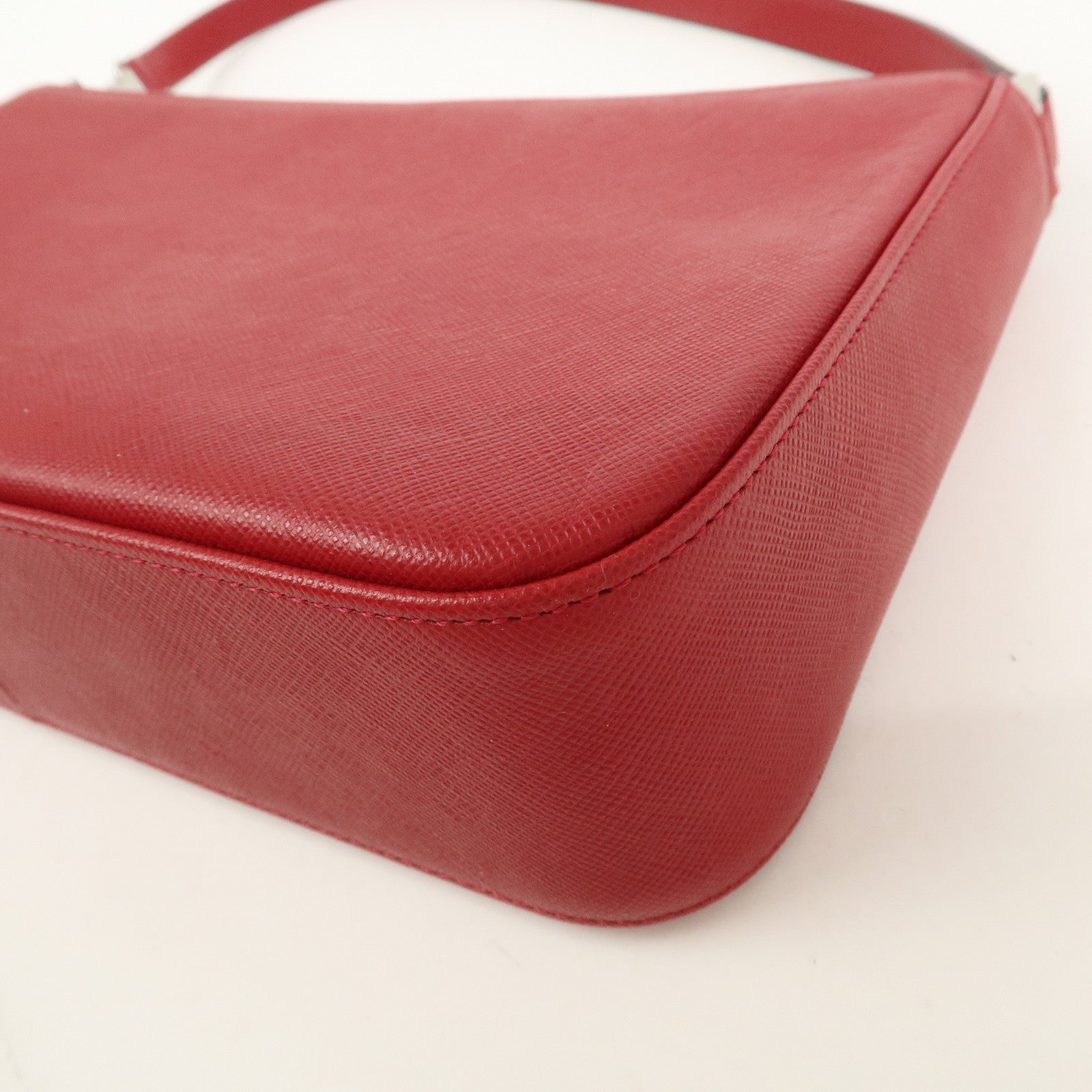 BURBERRY Logo Leather Shoulder Bag Hand Bag Red