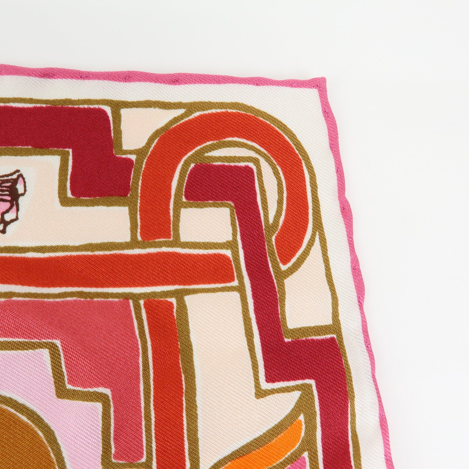 Louis Vuitton Monogram Silk 100% Scarf Rose Ballerine Mandarin