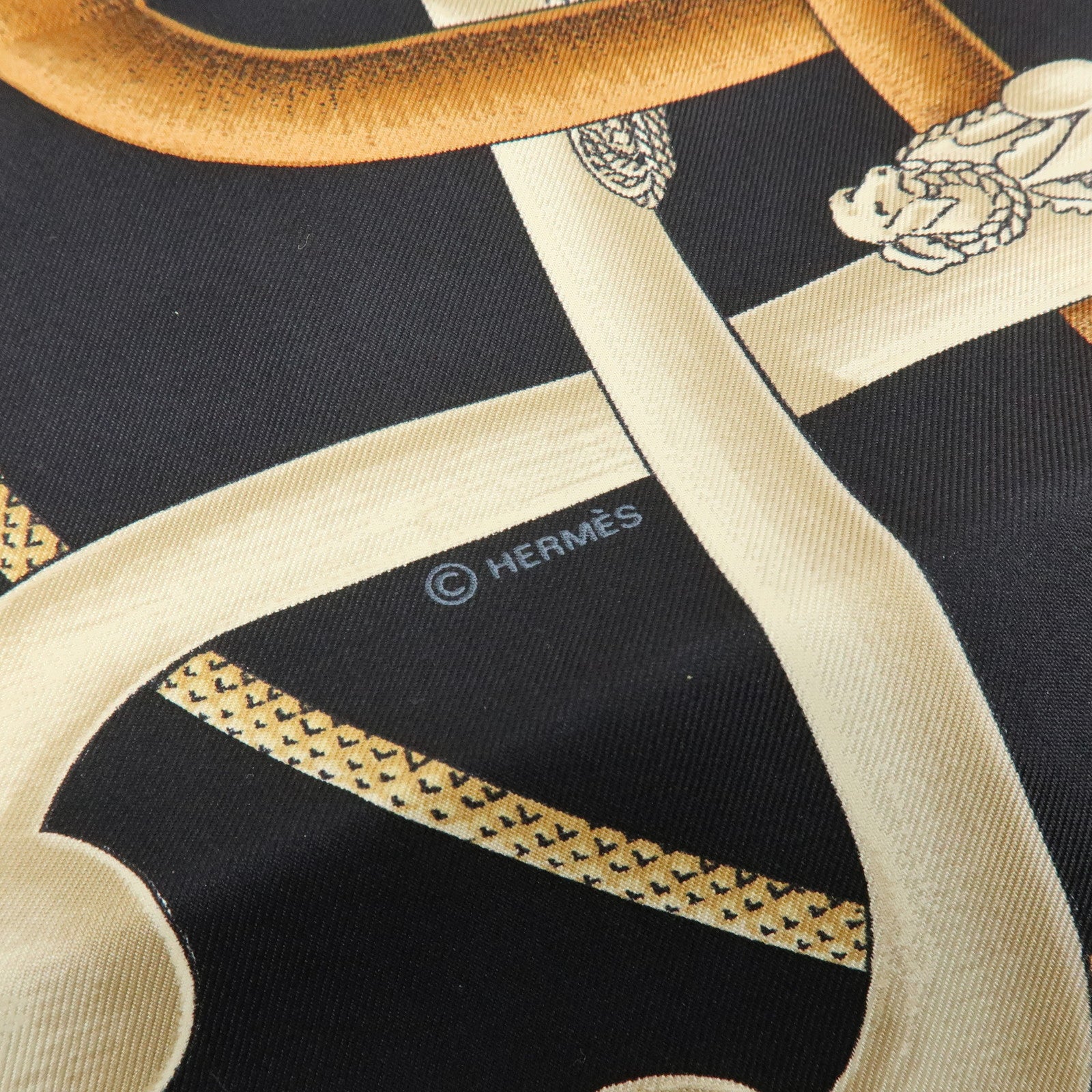 HERMES Carre 90 Silk 100% Scarf CANNES ET POMMEAUX Black Red Brown