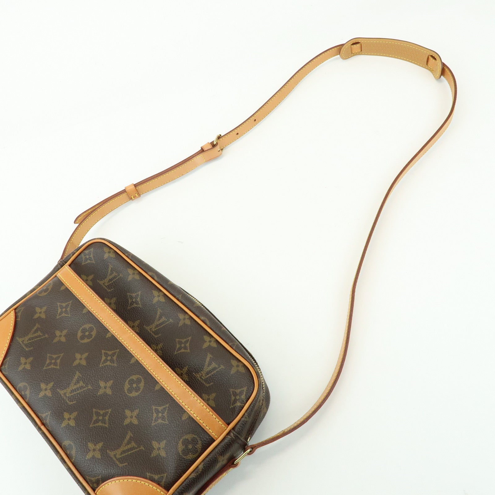 Louis Vuitton Monogram Trocadero 27 Shoulder Bag Brown M51274