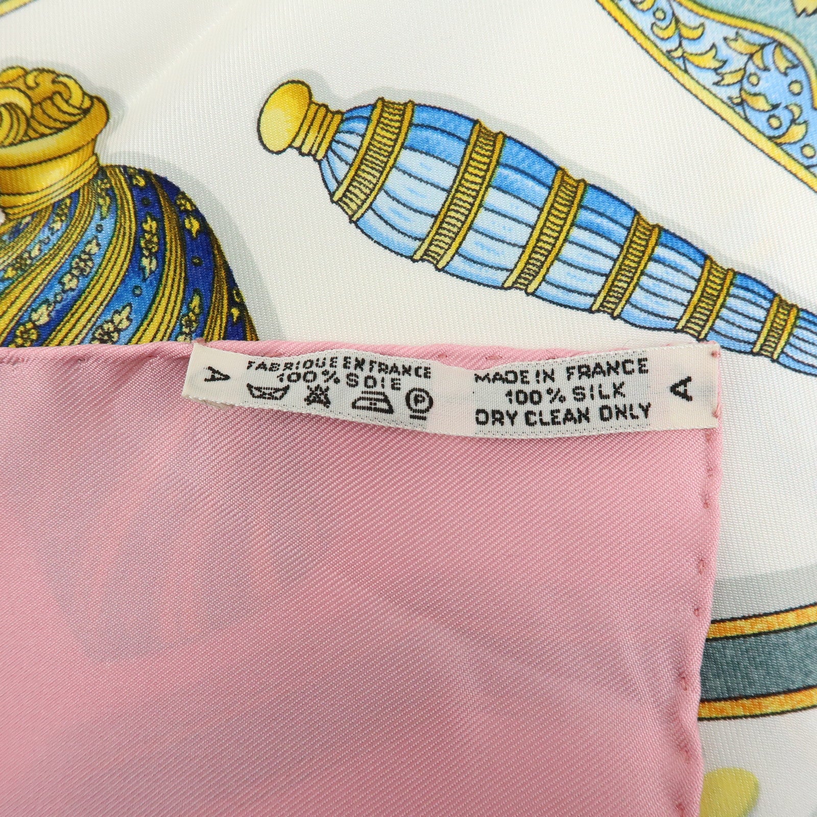 HERMES Carre 90 Silk 100% Pourvu qu'on ait l'ivresse Scarf Pink