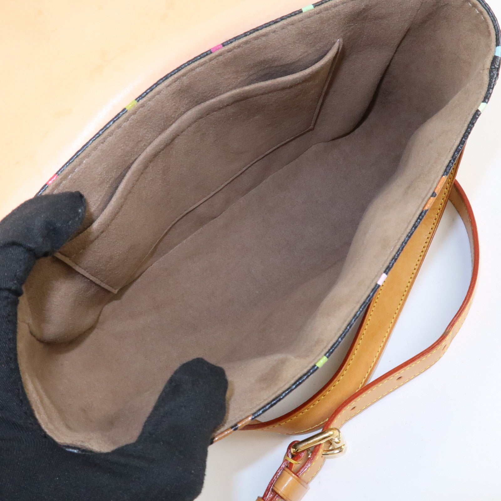 Louis Vuitton Monogram Multicolor Sologne Shoulder Bag Noir M92639