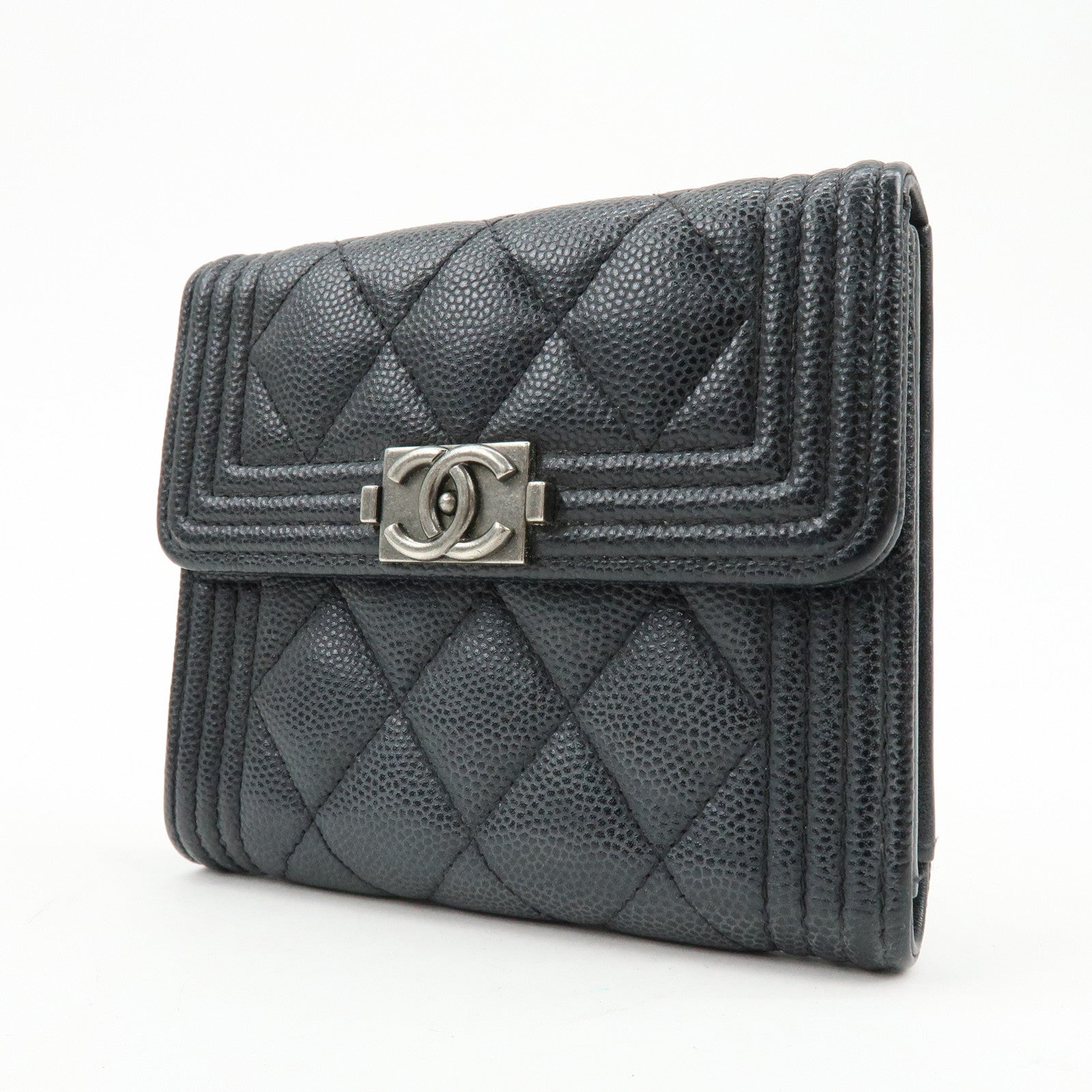 CHANEL Boy CHANEL Cavairskin Flap Compact Wallet Black A80734
