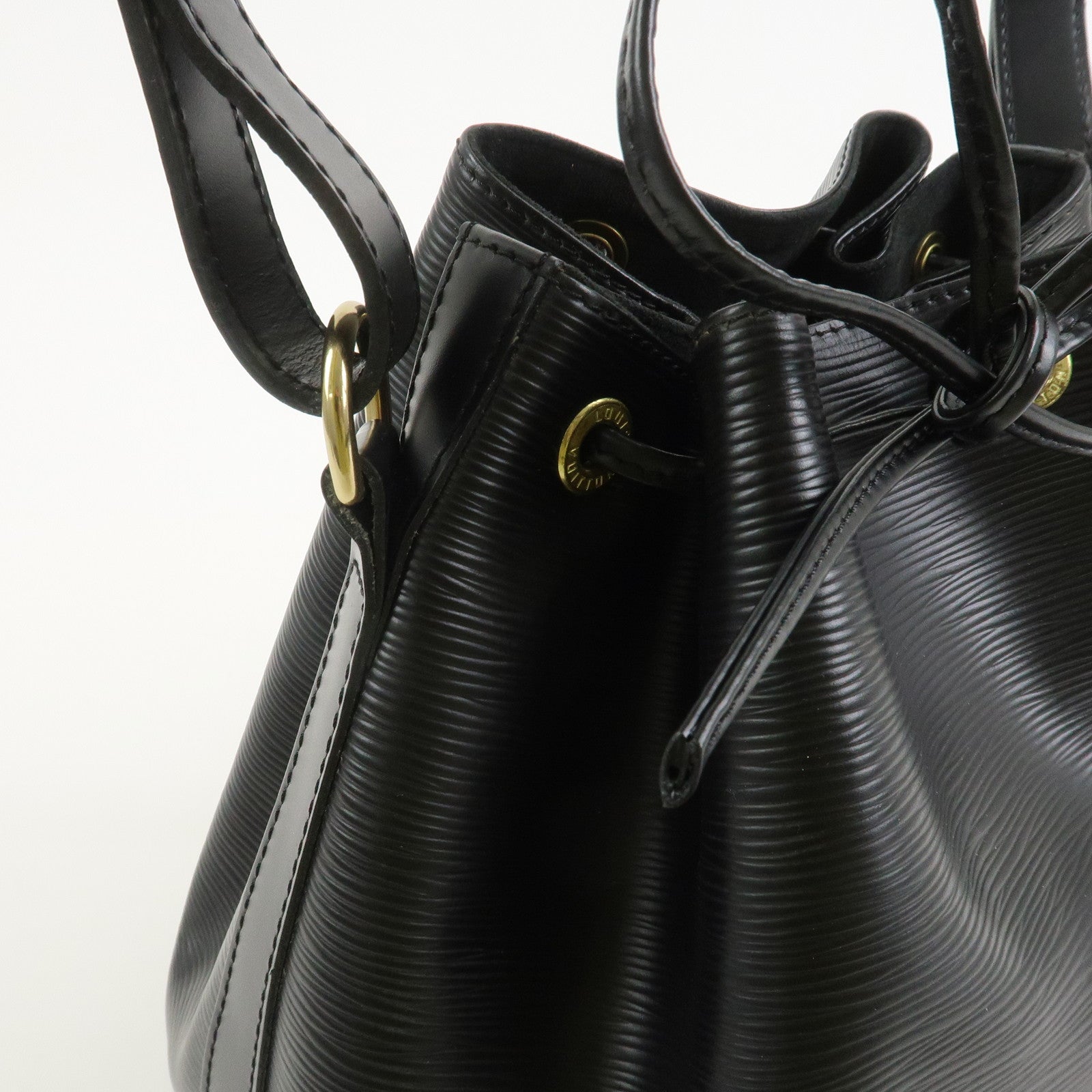 Louis Vuitton Epi Petit Noe Shoulder Bag Noir Black M44102