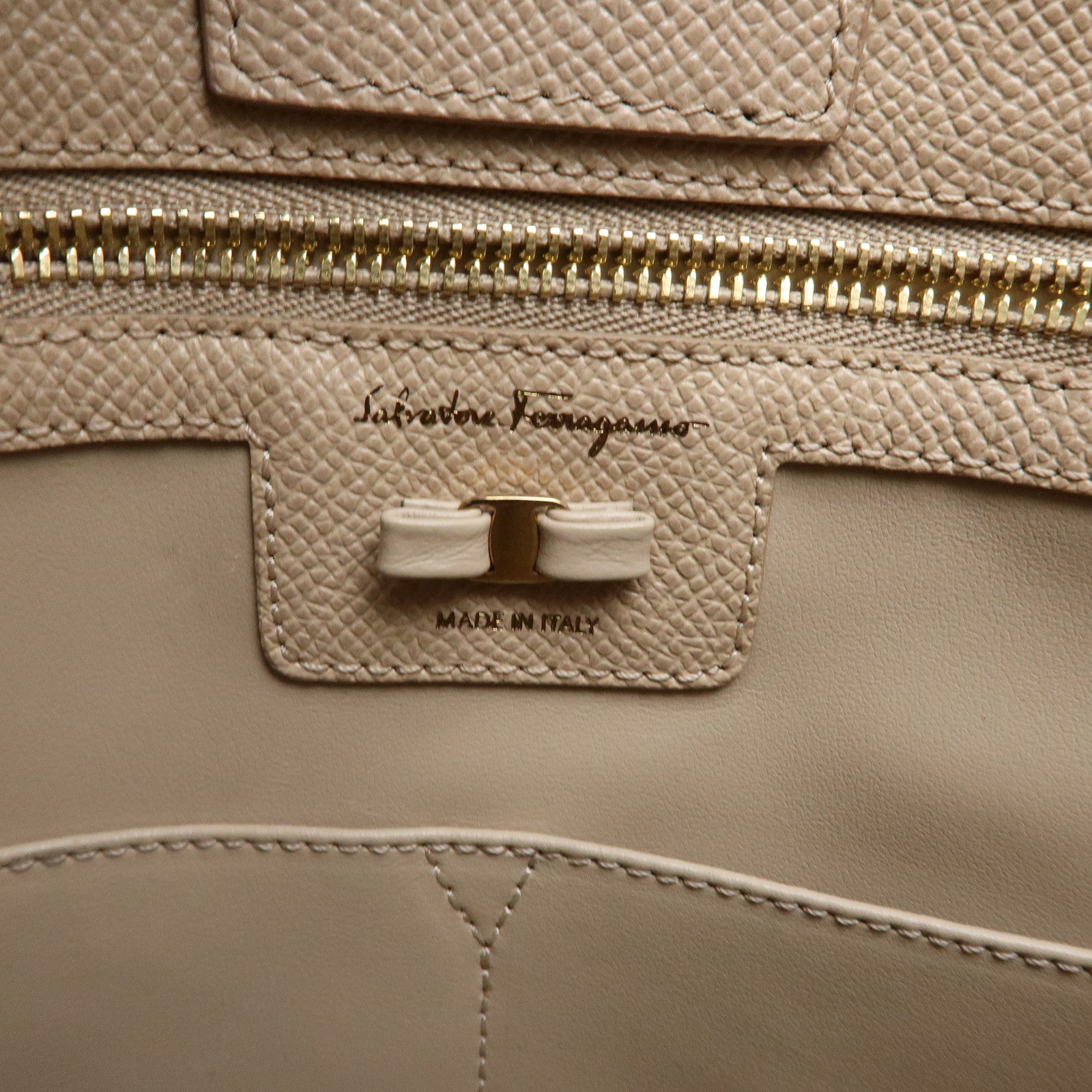 Ferragamo Vara Ribbon Leather Tote Bag Hand Bag Pink Beige