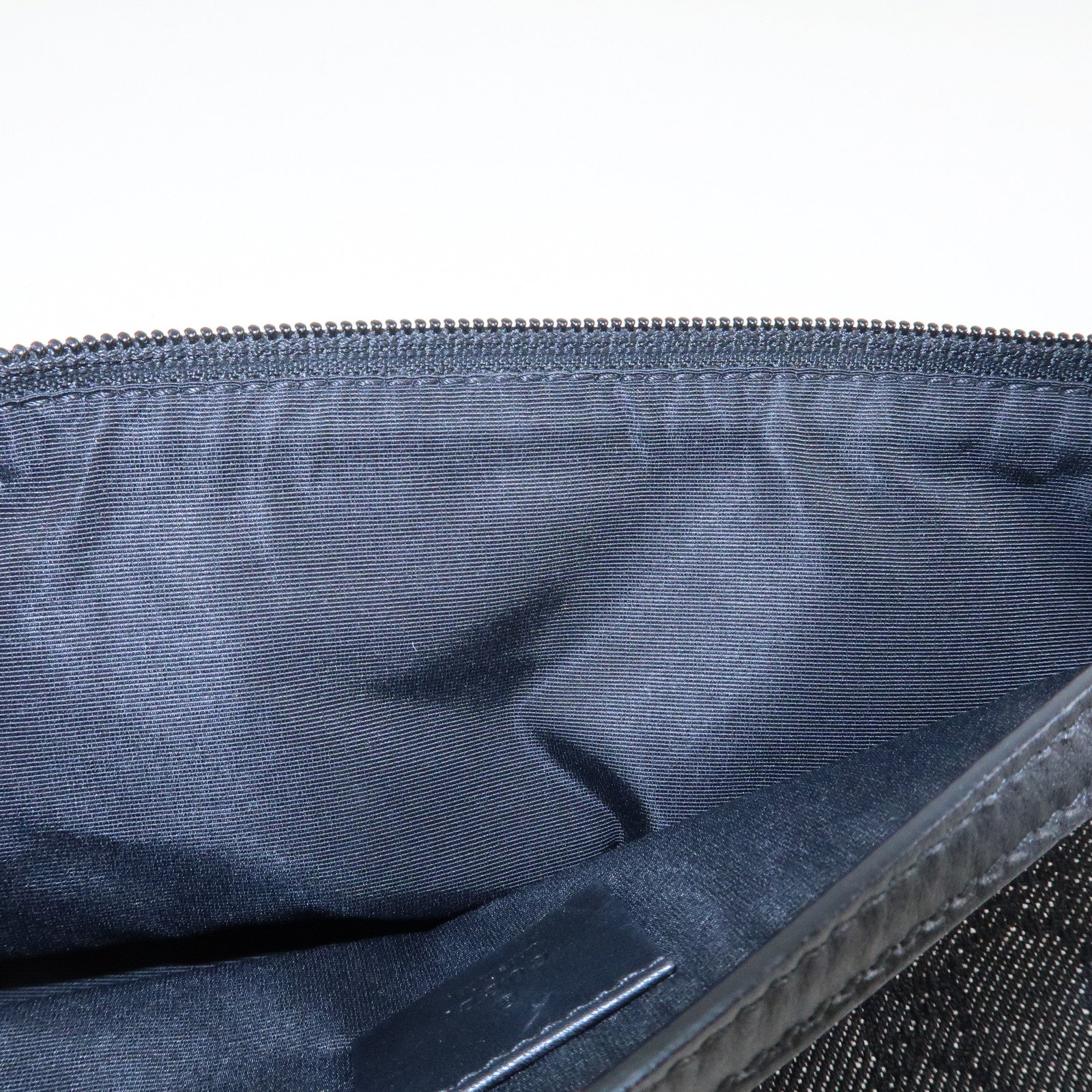 GUCCI Boat Bag Logo GG Canvas Leather Pouch Hand Bag Black 07198