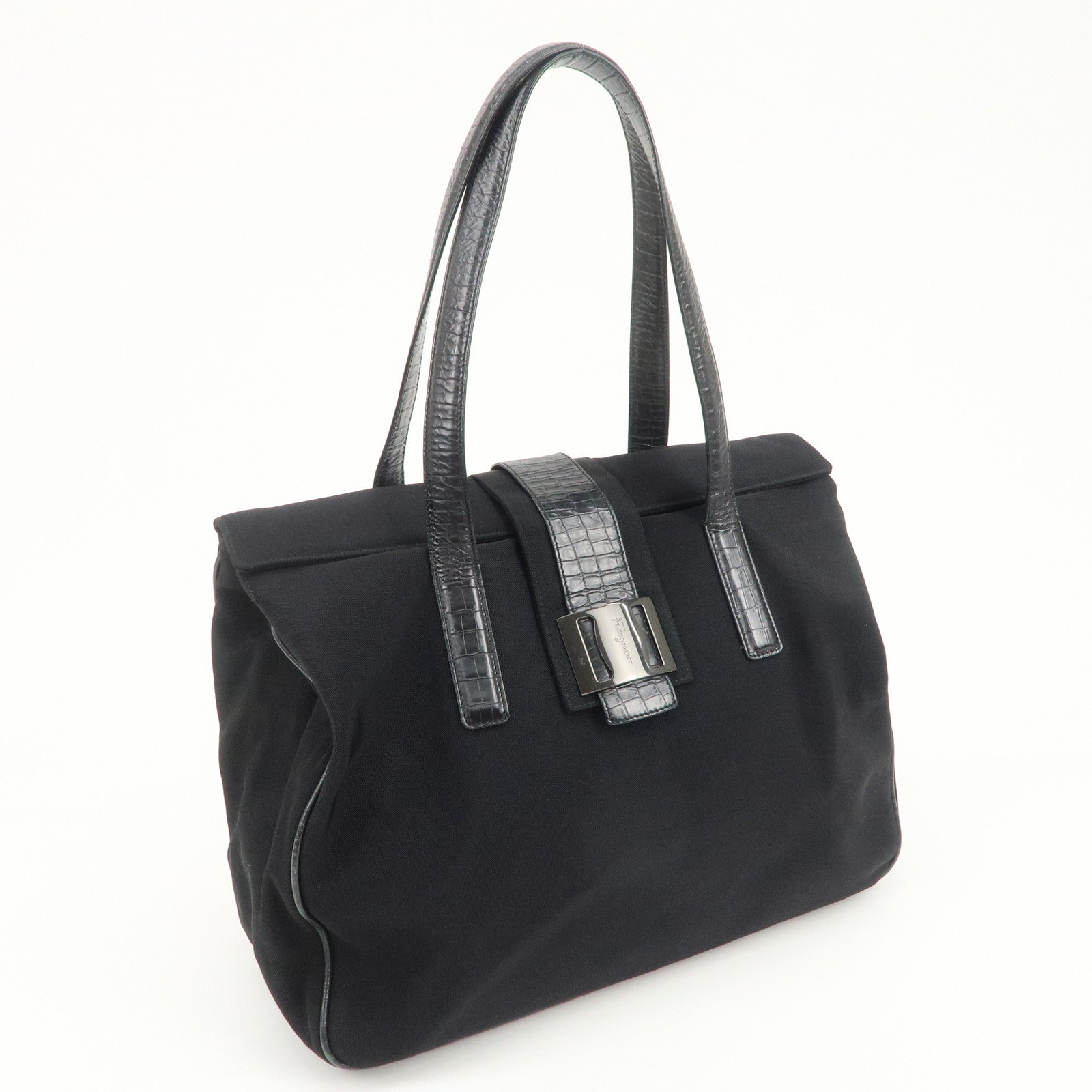 Ferragamo Vara Nylon Embossed Leather Shoulder Bag Hand Bag Black