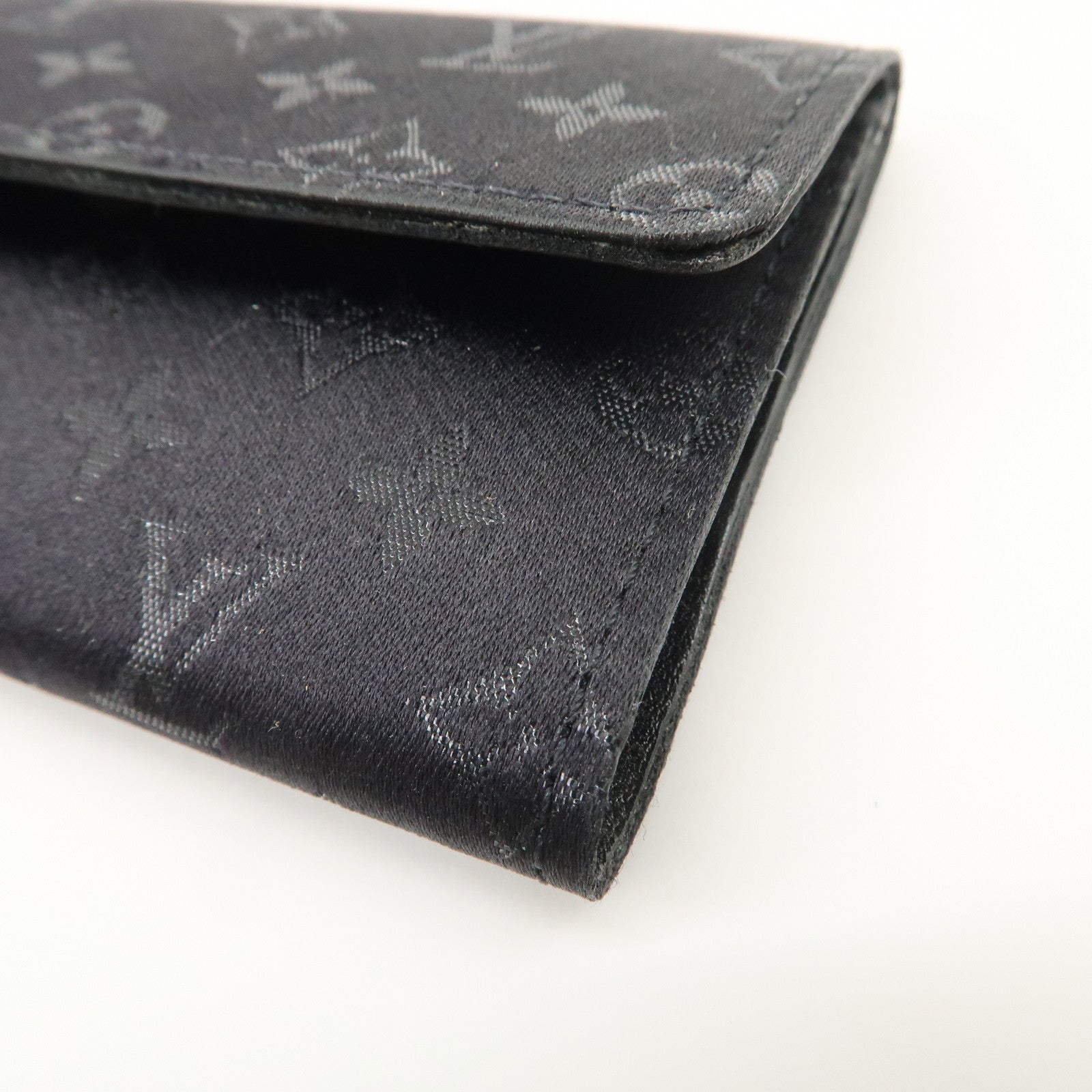 Louis Vuitton Monogram Satin Porte Monnaie Coin Case Noir M92137