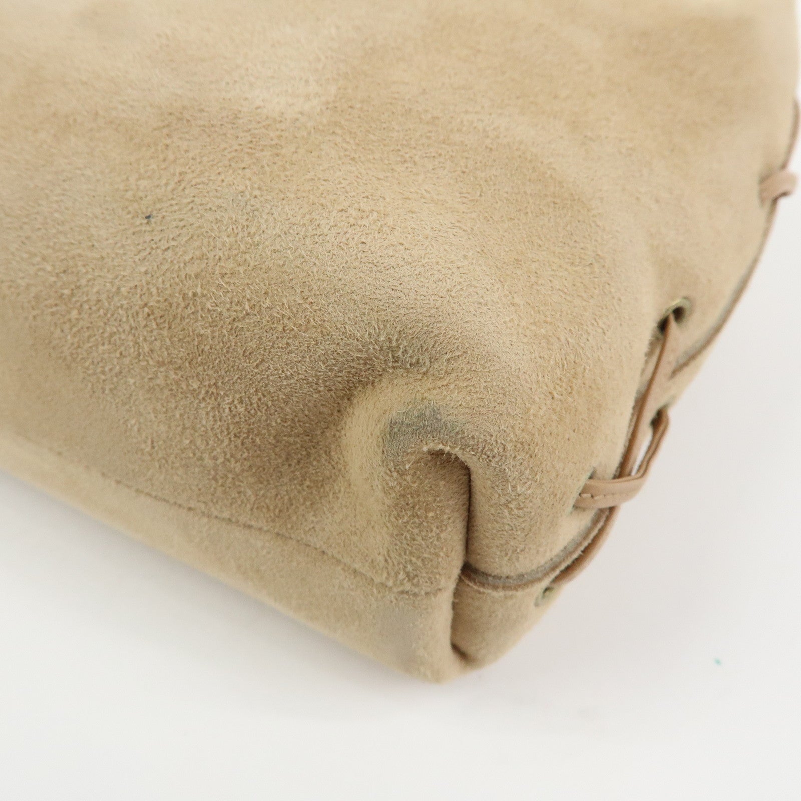 GUCCI Heart Suede Leather Shoulder Bag 95107