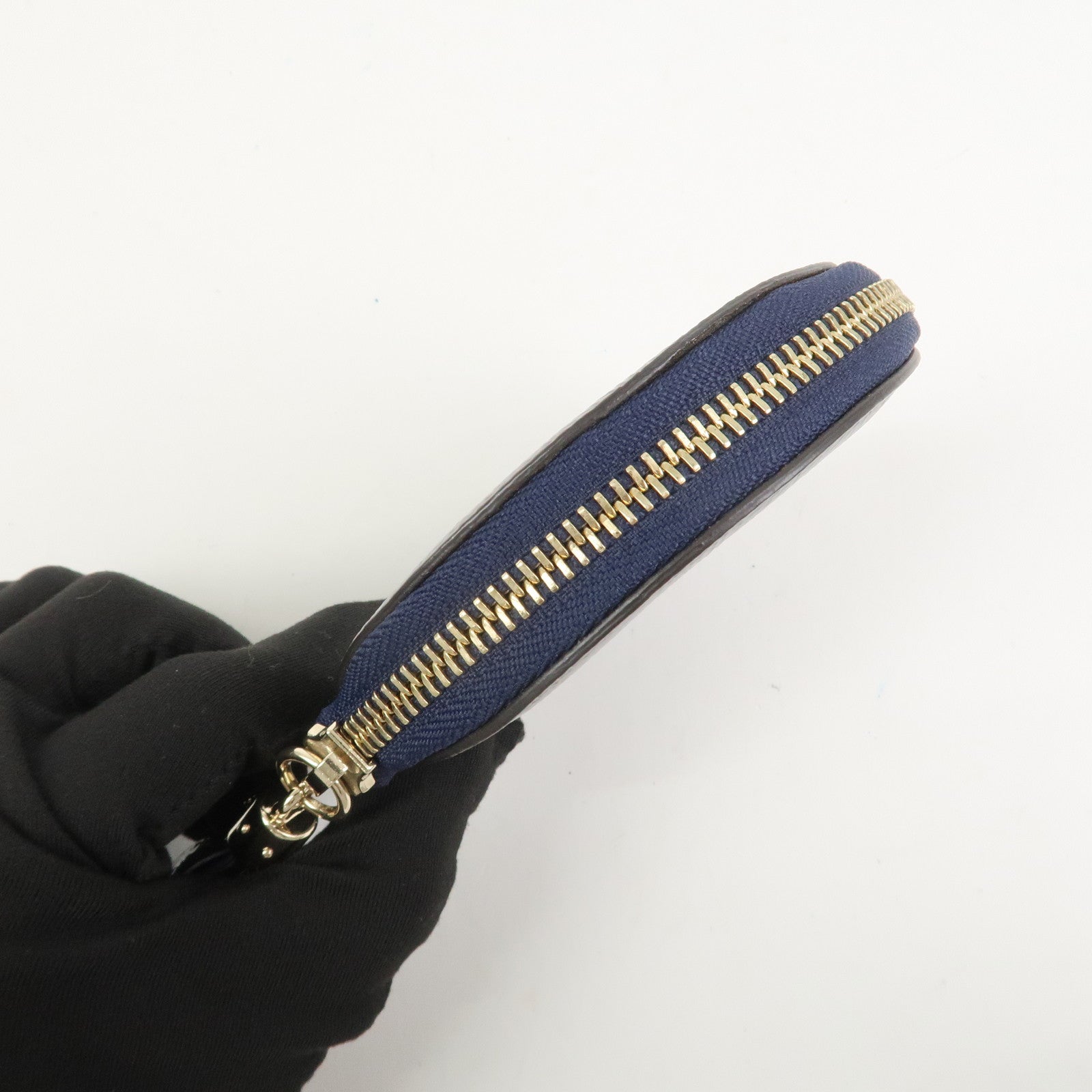 GUCCI Interlocking G Patent Leather Coin Case Navy  337946