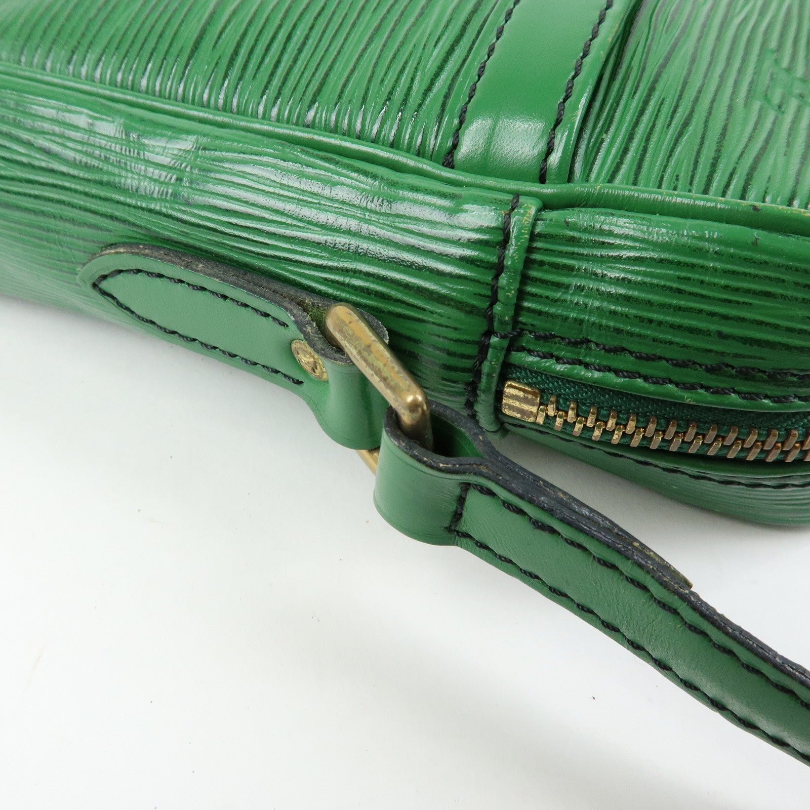 Louis Vuitton Epi Epi leather Danube Shoulder Bag Borneo Green M45634