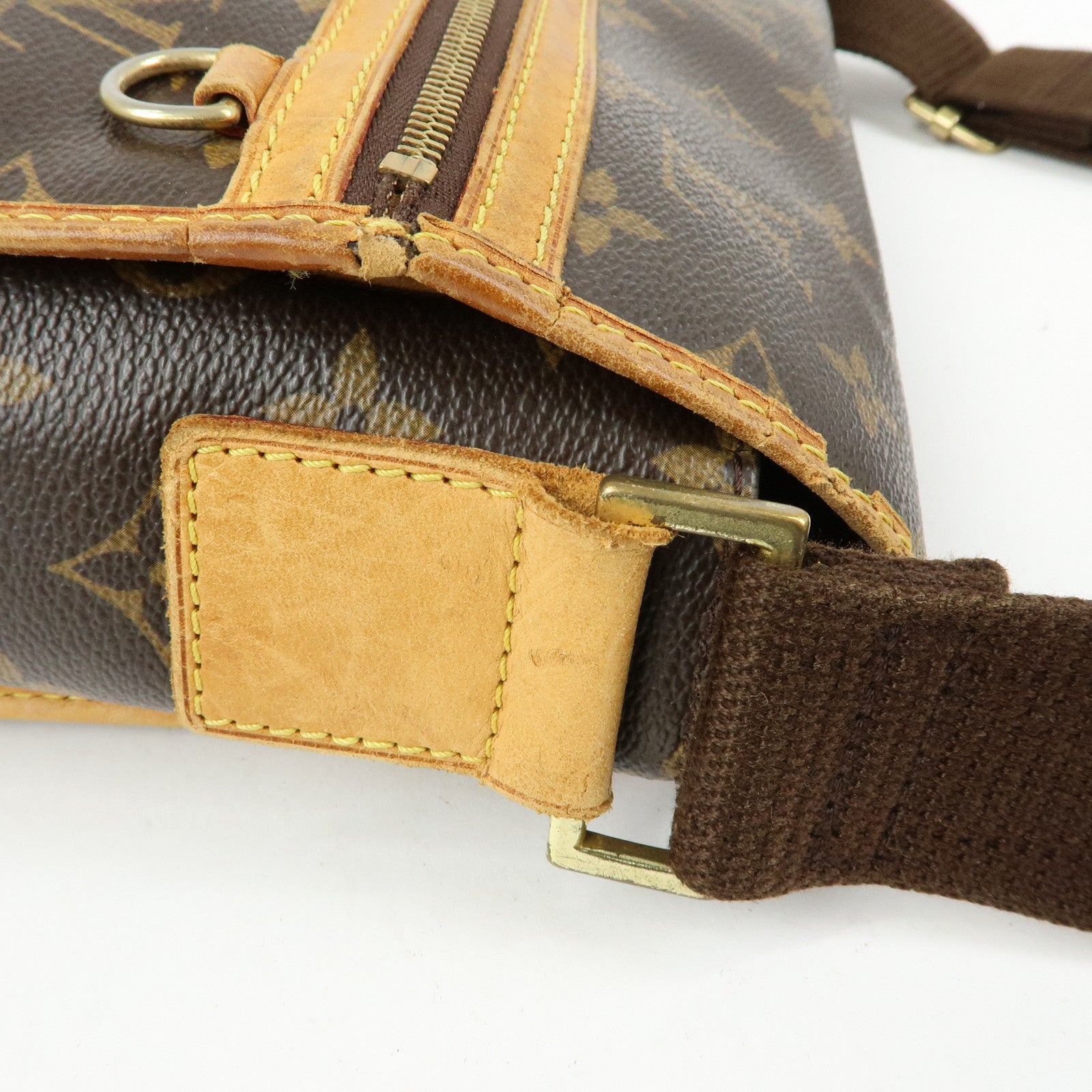 Louis Vuitton Monogram Messenger Bosphore PM Shoulder Bag M40106