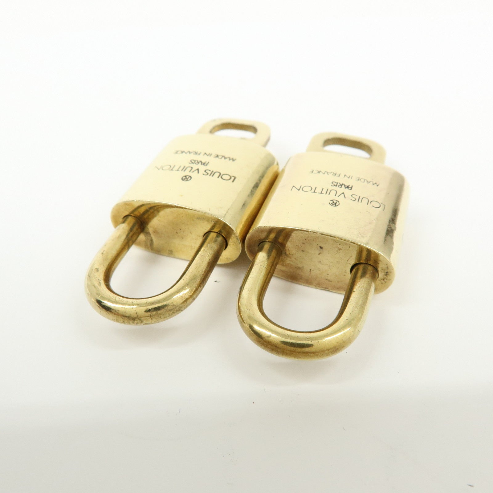 Louis Vuitton Set of 10 Lock & Key Cadena Key Lock Used