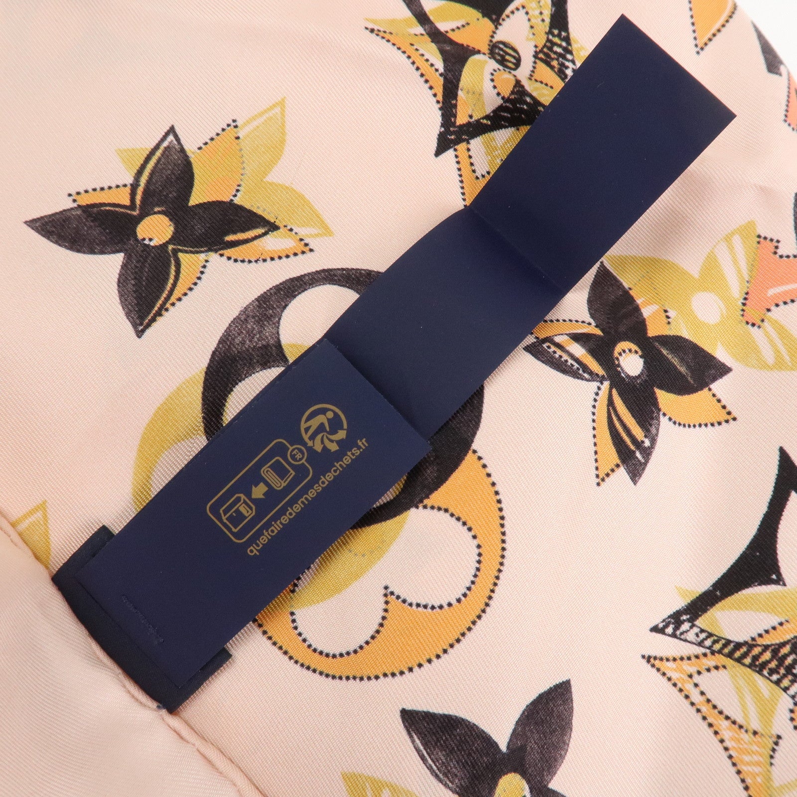 Louis Vuitton Monogram Silk 100% Scarf Pink Ｍ79267