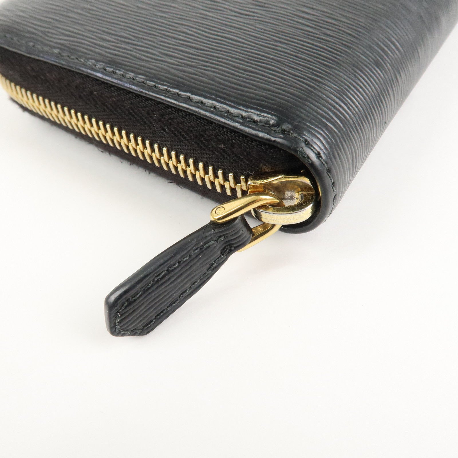 PRADA Vitello Move Leather Round Zippy Wallet Black 1ML506 Used