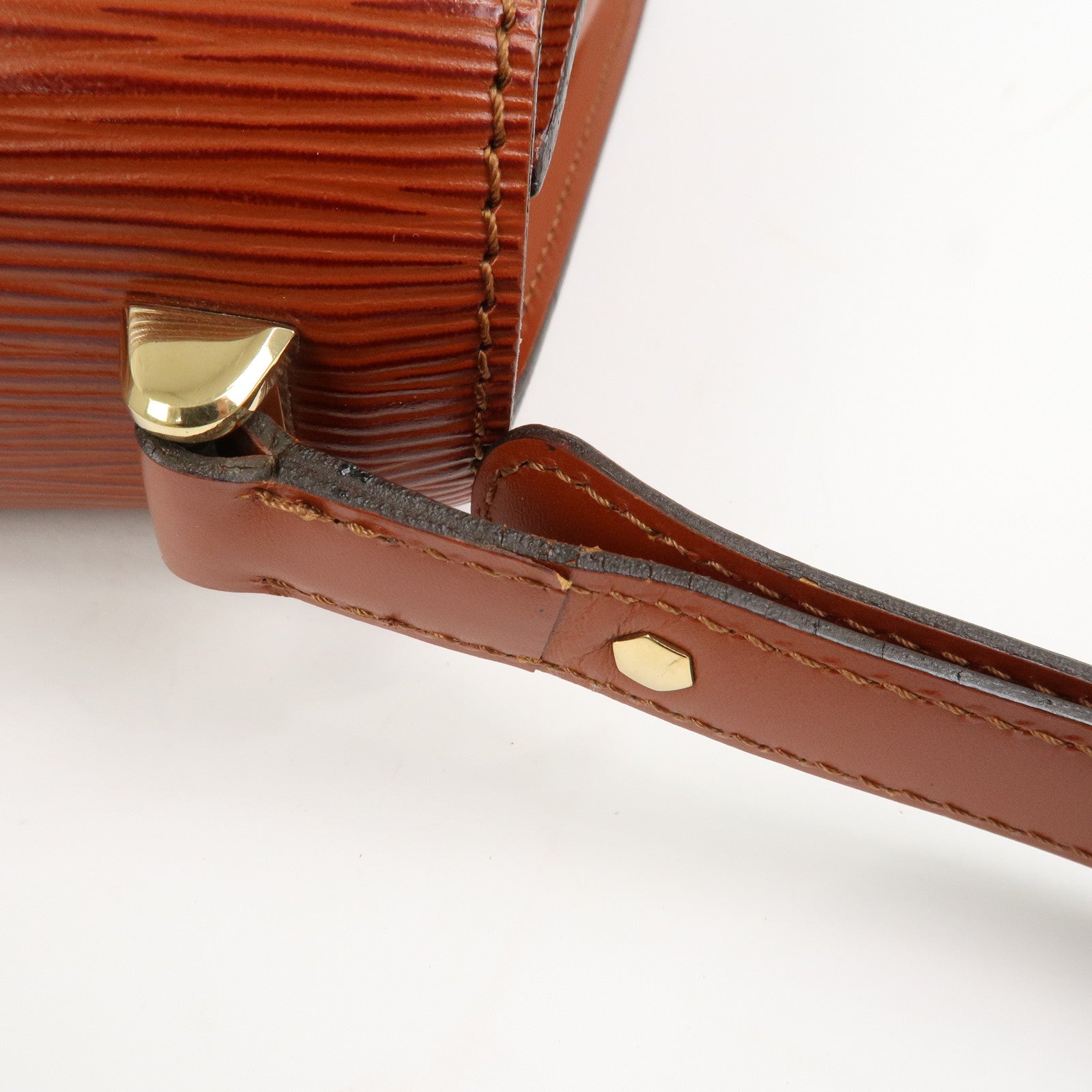 Louis Vuitton Epi Tilsit Shoulder Hand Bag Kenya Brown M52483