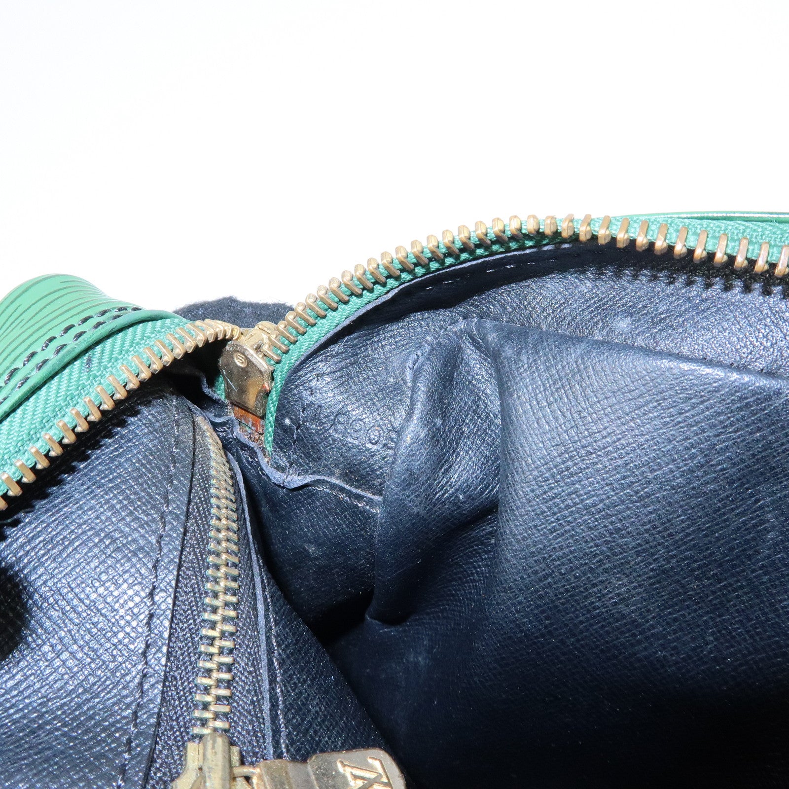 Louis Vuitton Epi Trocadero 24 Shoulder Bag Borneo Green M52304