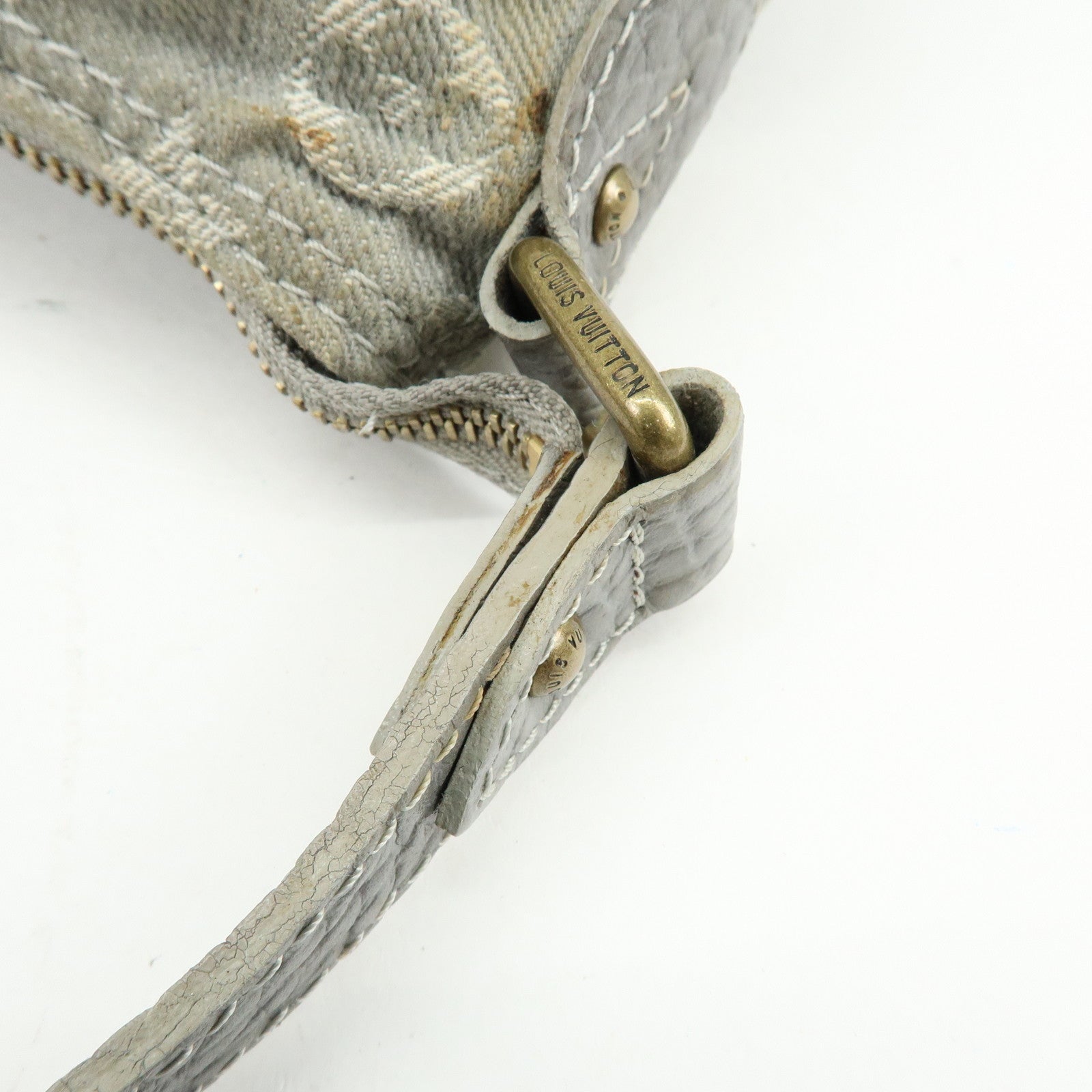 Louis Vuitton Slightly Denim Leather Shoulder Bag Gris M95384