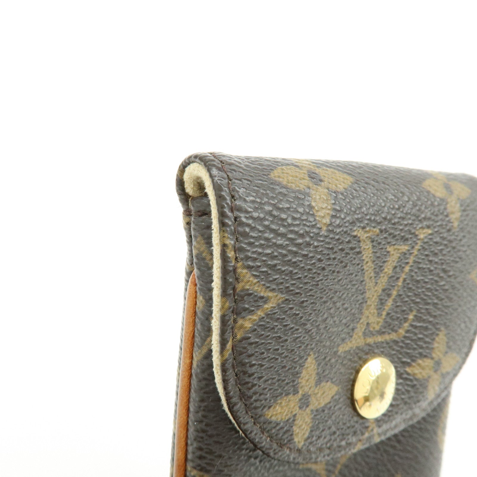 Louis Vuitton Monogram Etui Telefonne MM Phone Case Brown M66546