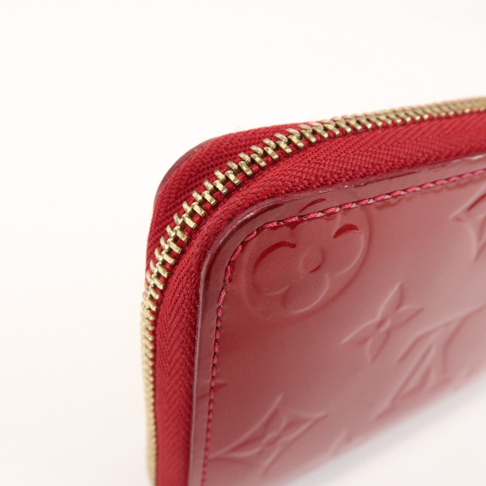 Louis Vuitton Monogram Vernis Leather Zippy Coin Case Pomme d'Amour