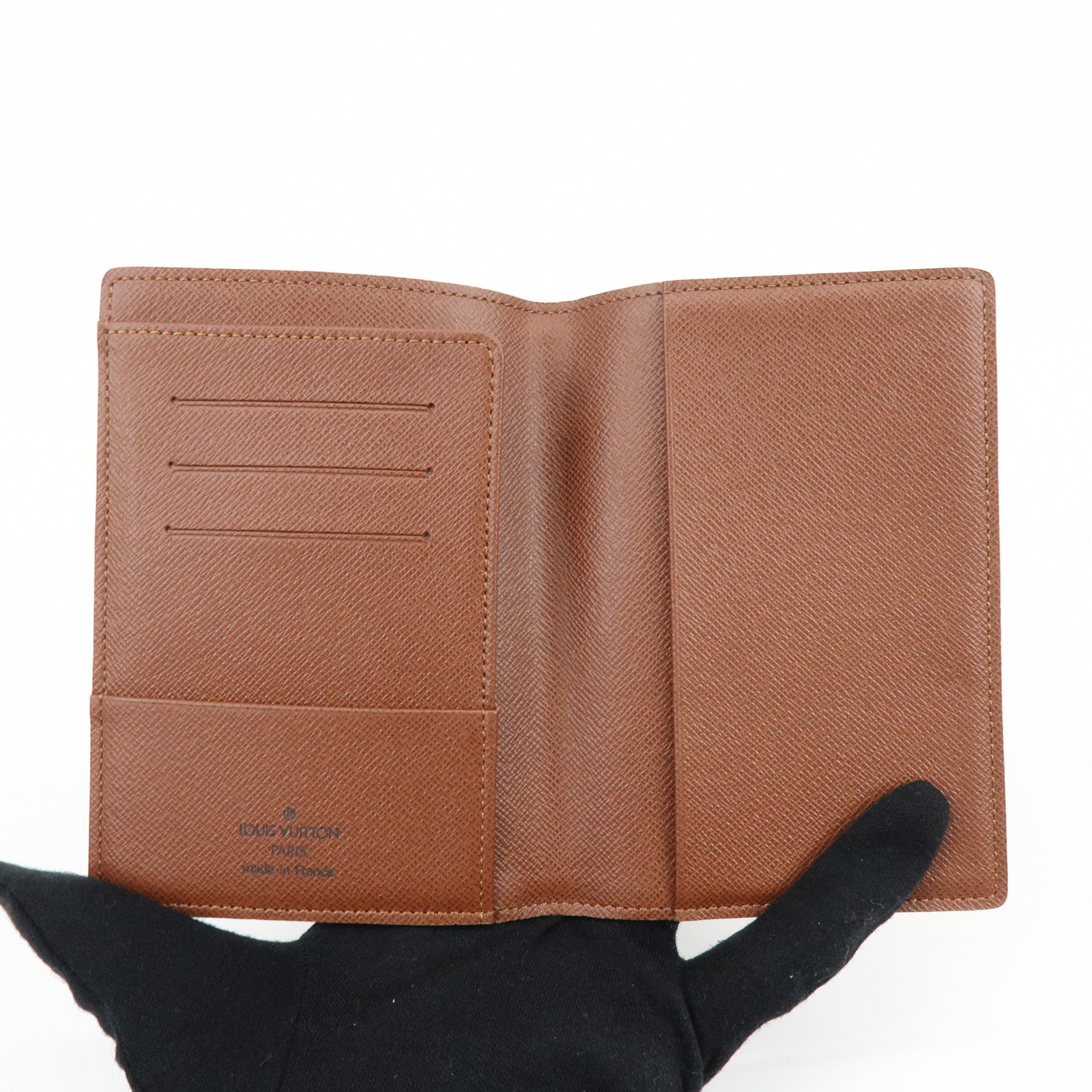Louis Vuitton Monogram Couverture Passeport Passport Case M60181