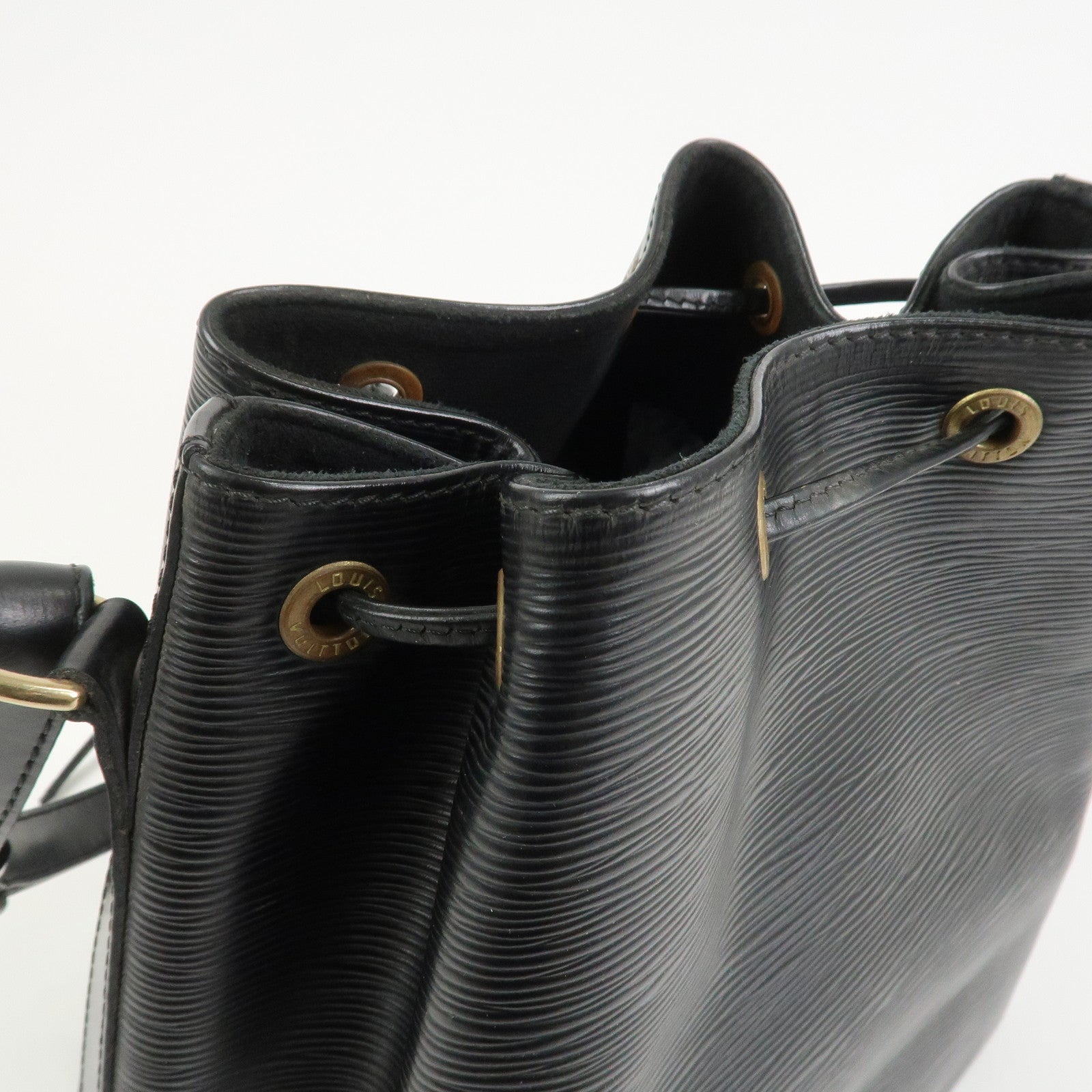 Louis Vuitton Epi Leather Petit Noe Shoulder Bag Noir Black M59012