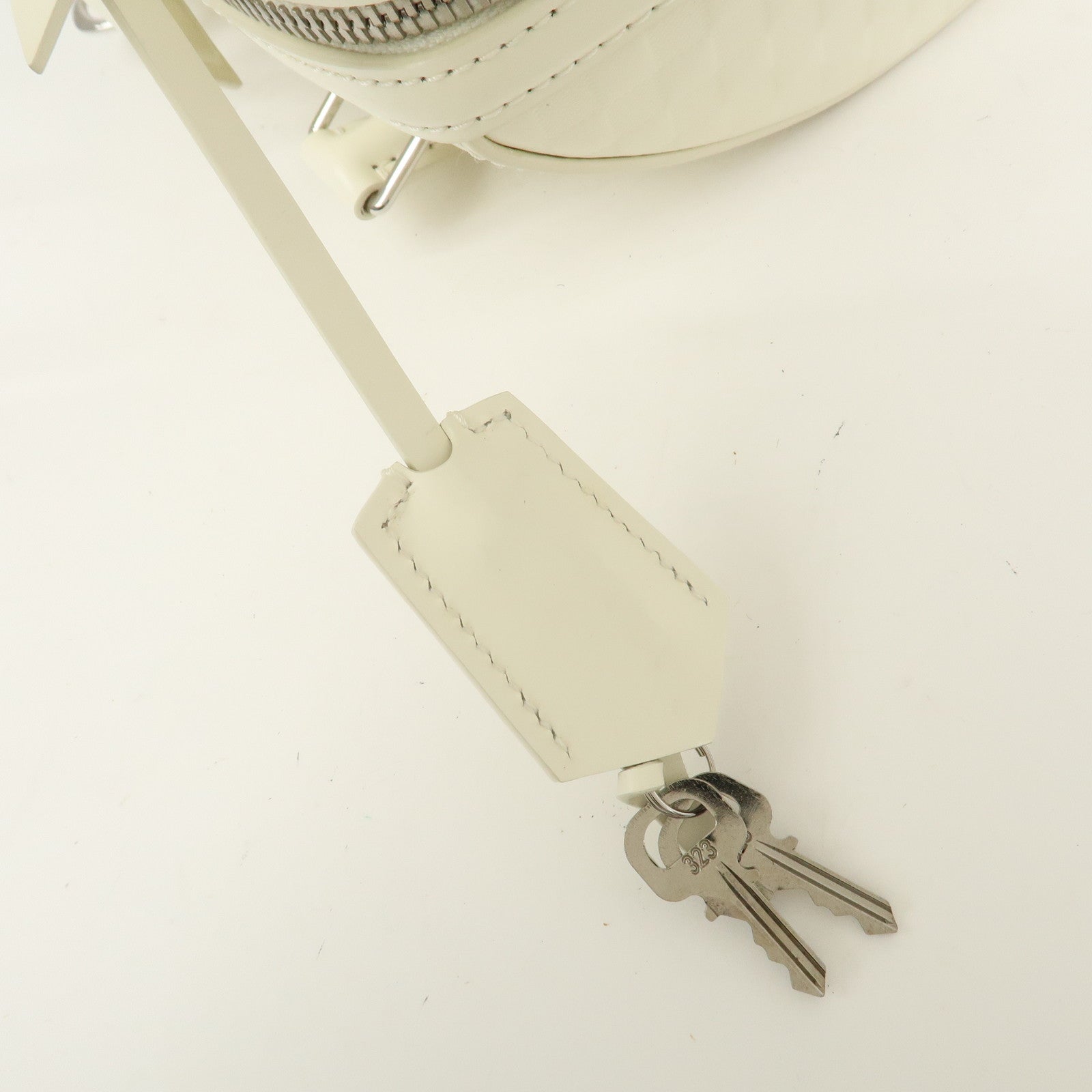 Louis Vuitton Damier Facette Speedy Cube PM Hand Bag Cream M48903