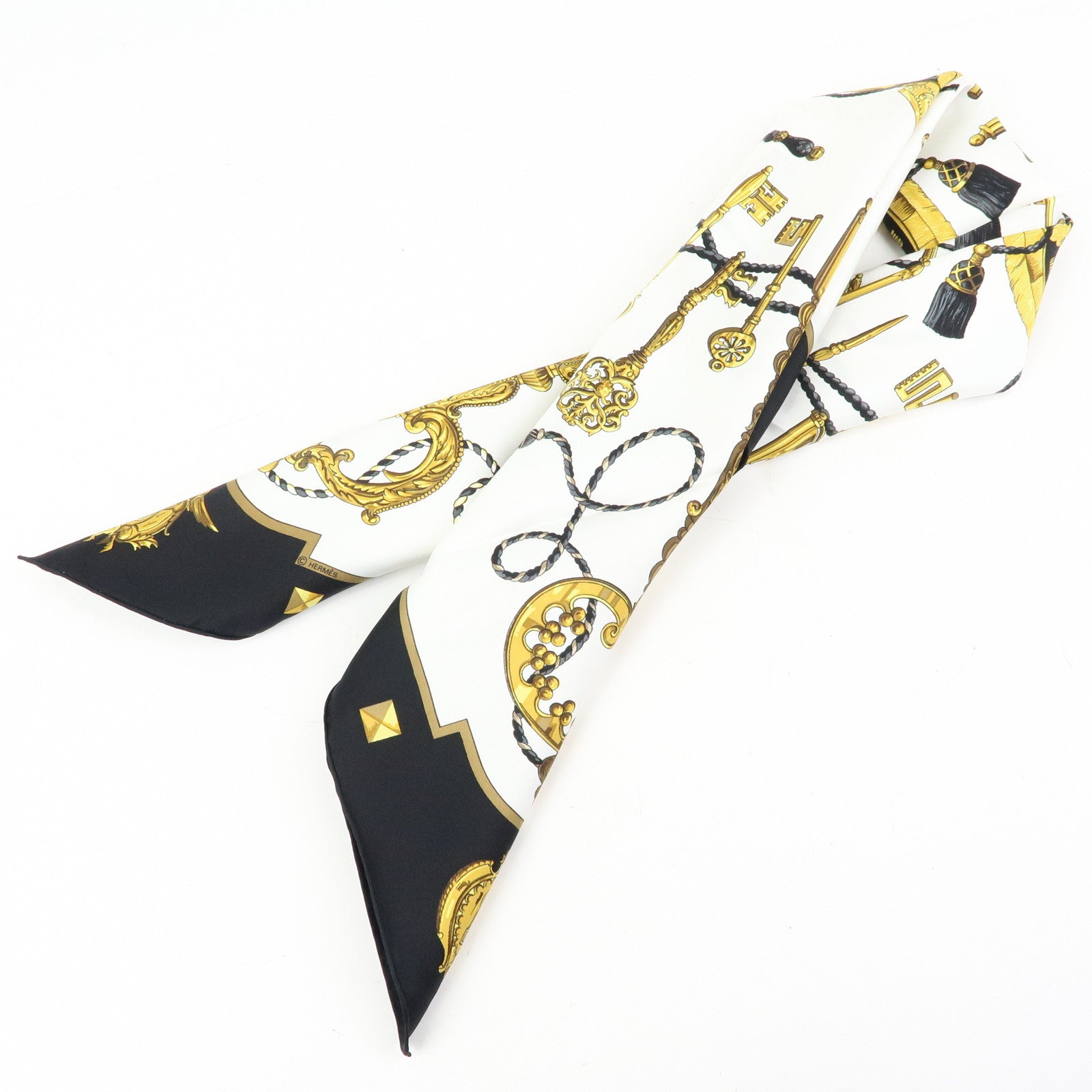 HERMES Carre 90 Silk 100% Scarf LES CLES THE KEYS RARE White Black