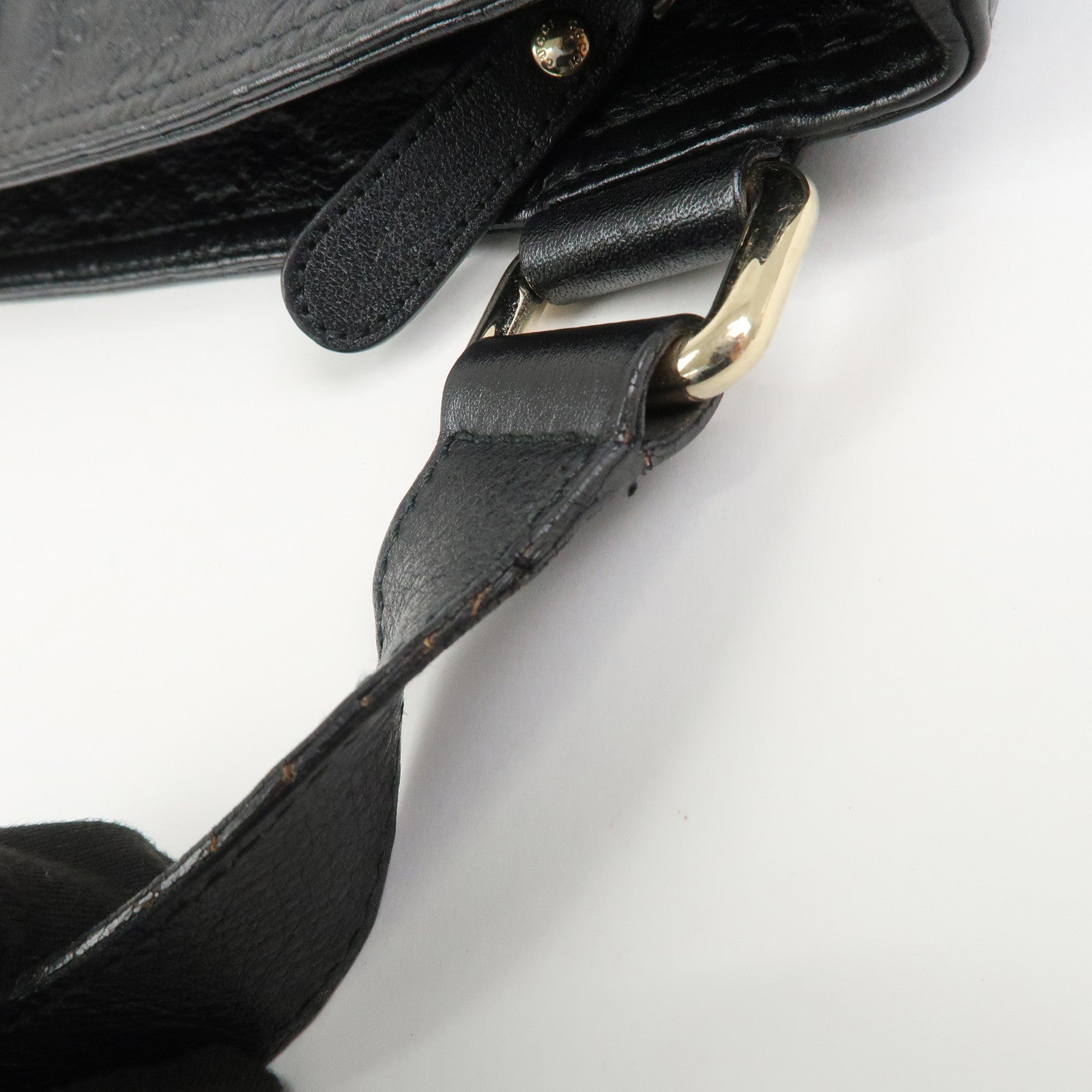 GUCCI Guccissima Leather Shoulder Bag Crossbody Bag Black 201446