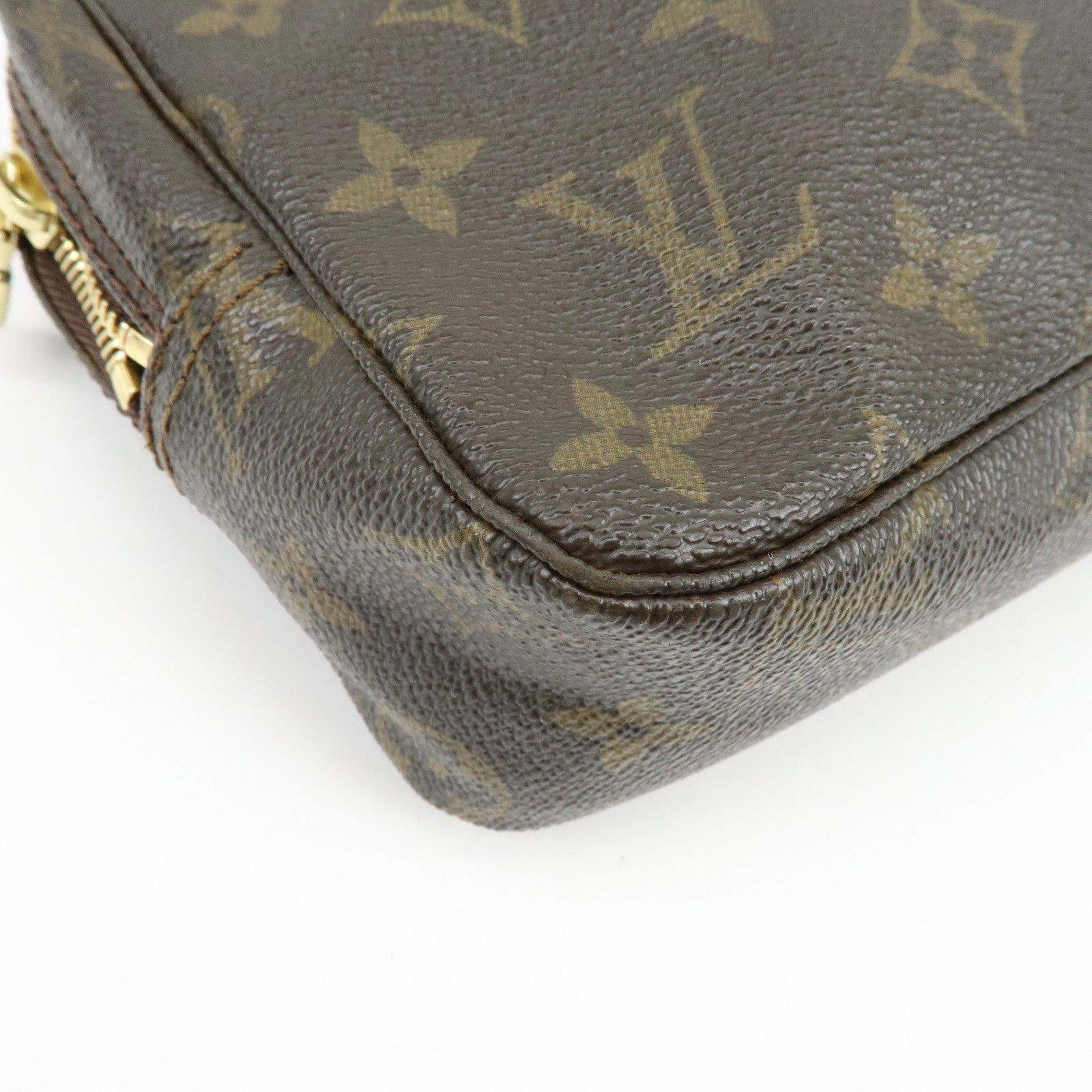 Louis Vuitton Monogram Trousse Toilette 23 Cosmetic Pouch M47524