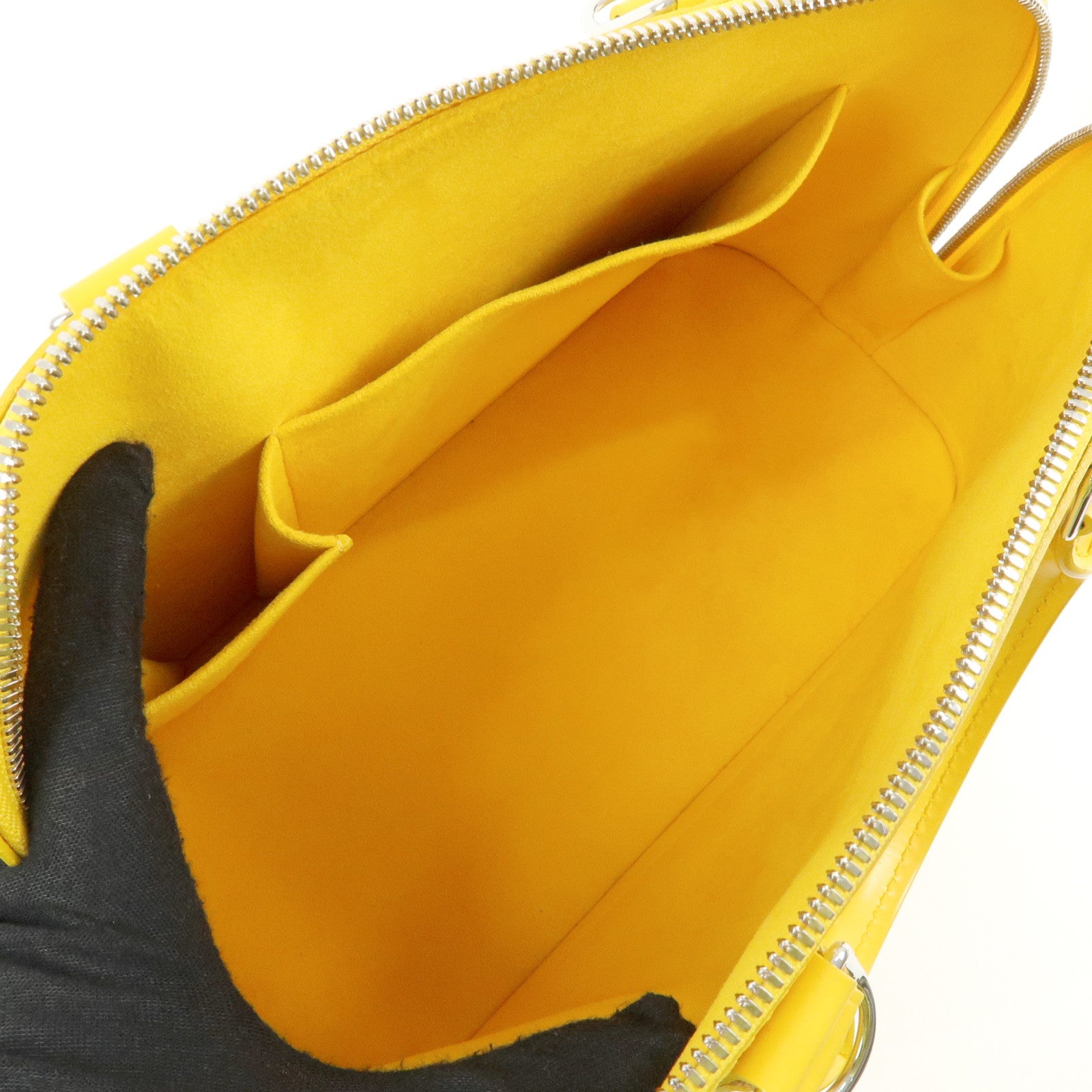 Louis Vuitton Epi Alma PM Leather Hand Bag Mimosa M40951