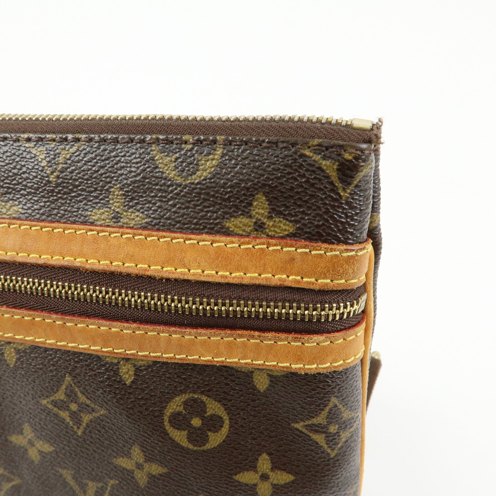 Louis Vuitton Monogram Pochette Bosphore Shoulder Bag Brown M40044